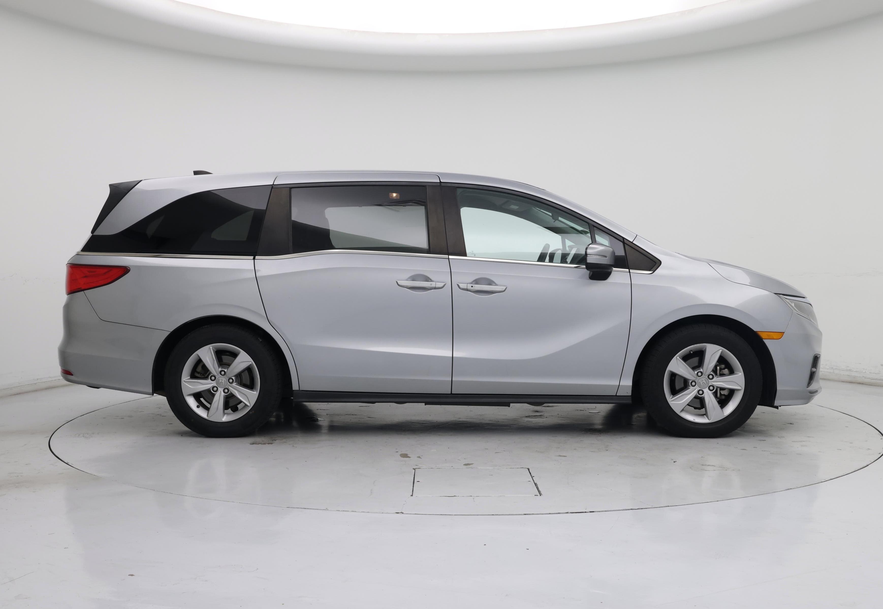 Thumbnail: 2019 Honda Odyssey - 7