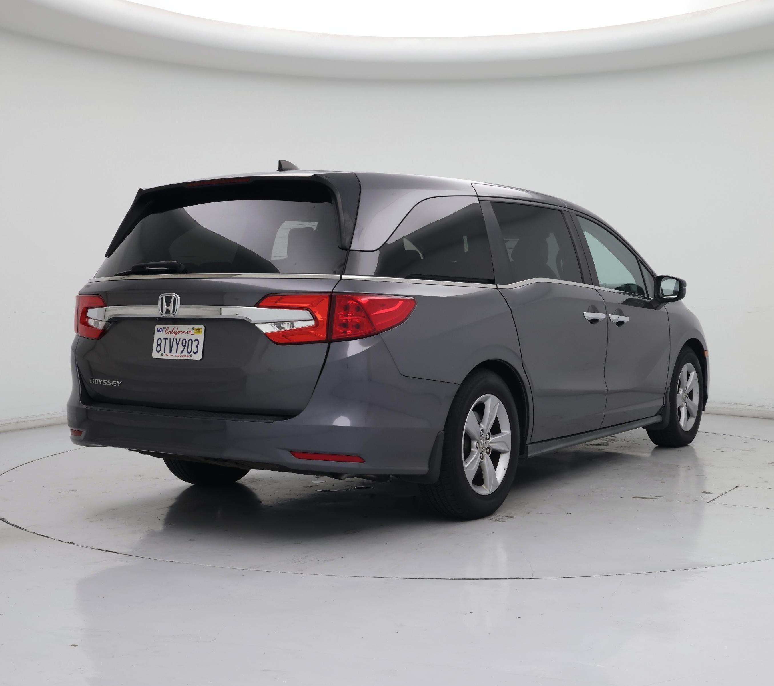 Thumbnail: 2019 Honda Odyssey - 8