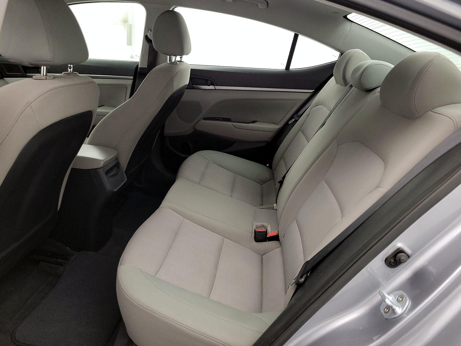 Thumbnail: 2017 Hyundai Elantra - 19
