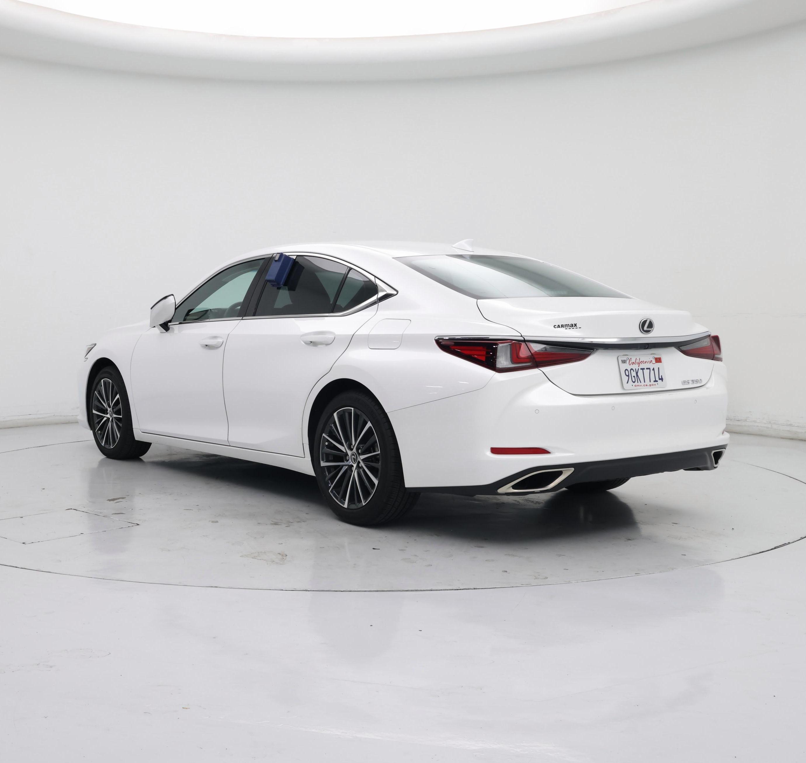 Thumbnail: 2023 Lexus ES - 2