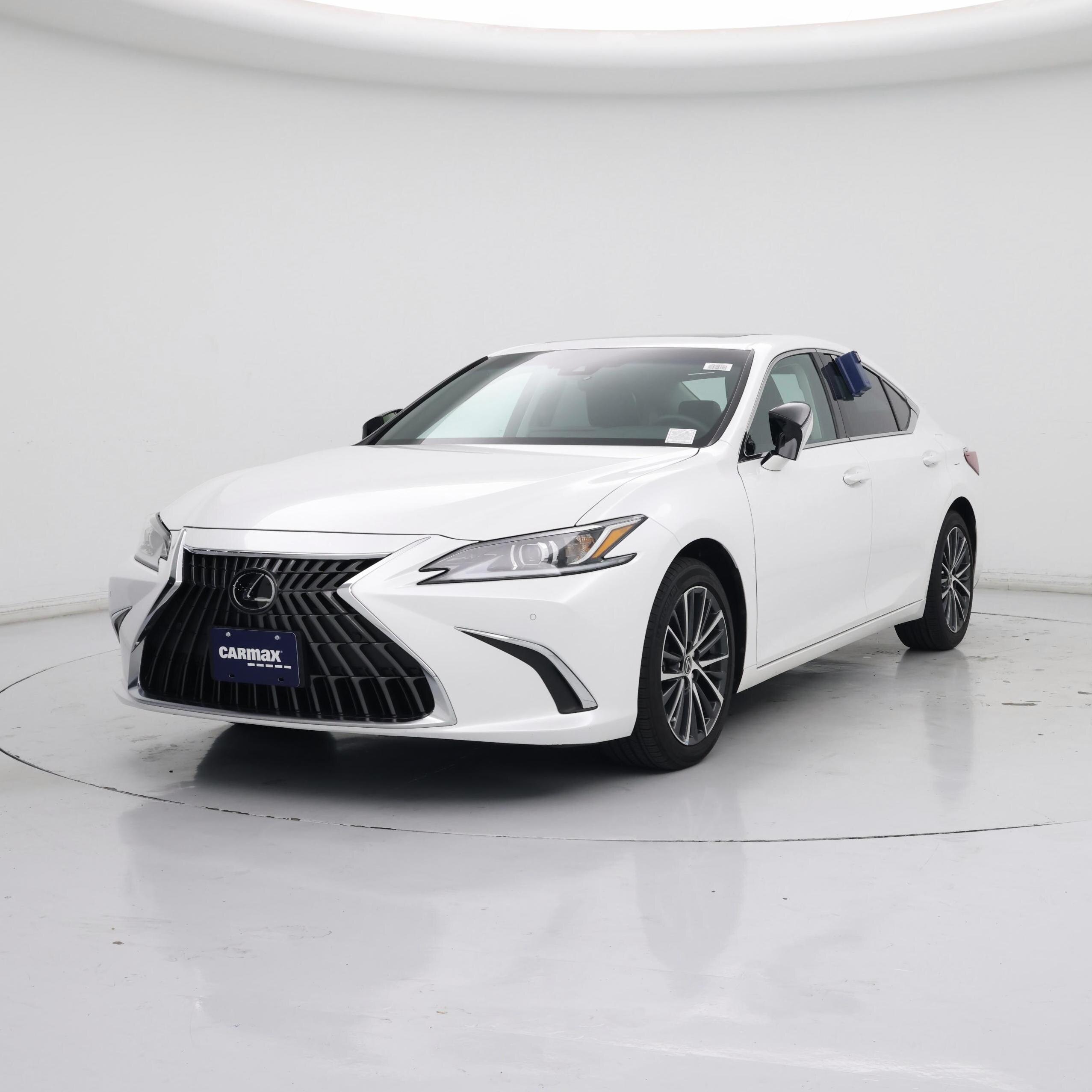 Thumbnail: 2023 Lexus ES - 4