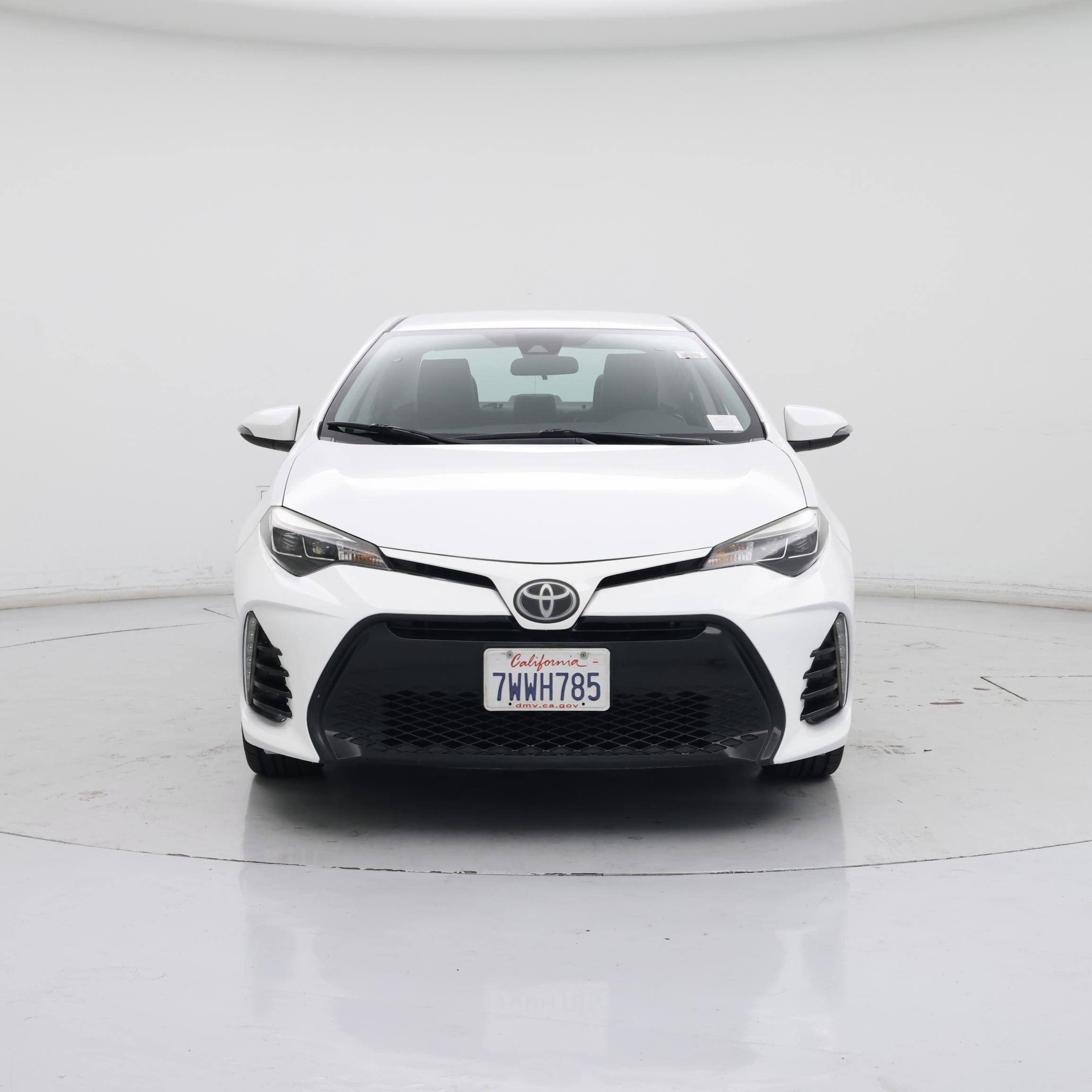 Thumbnail: 2017 Toyota Corolla - 5