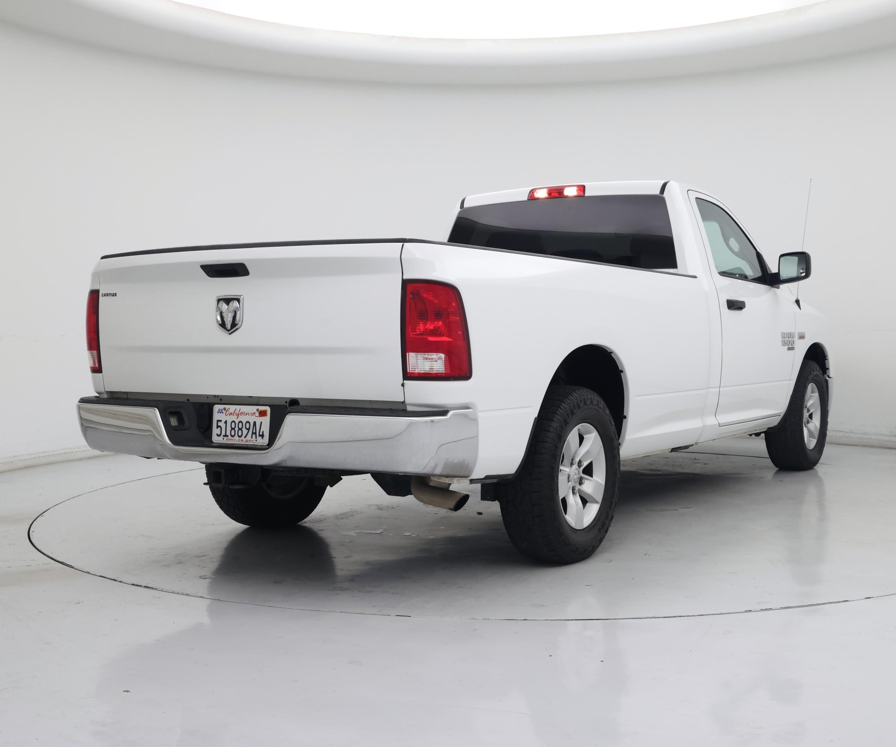 Thumbnail: 2019 RAM 1500 Classic - 8