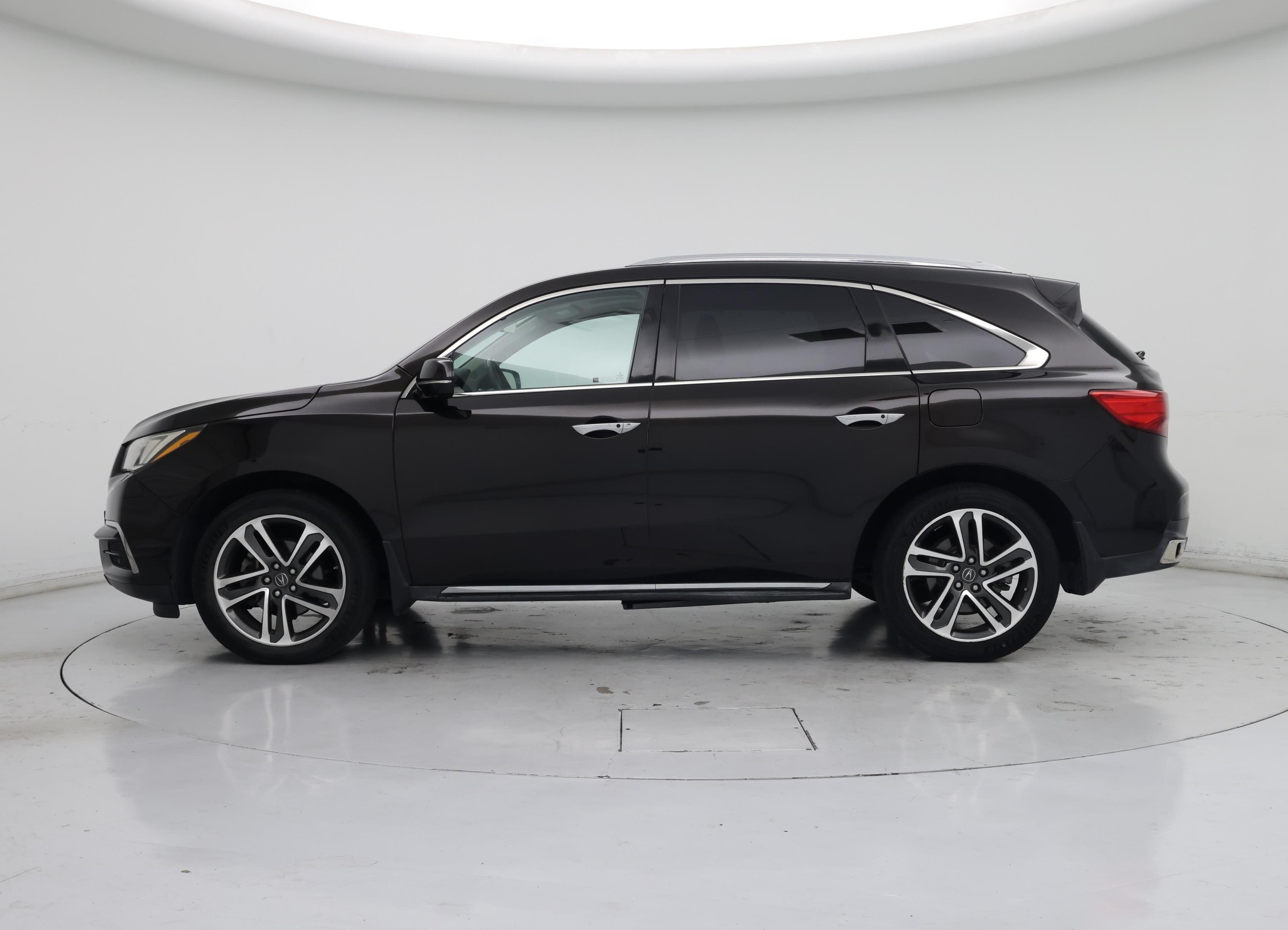 Thumbnail: 2017 Acura MDX - 3