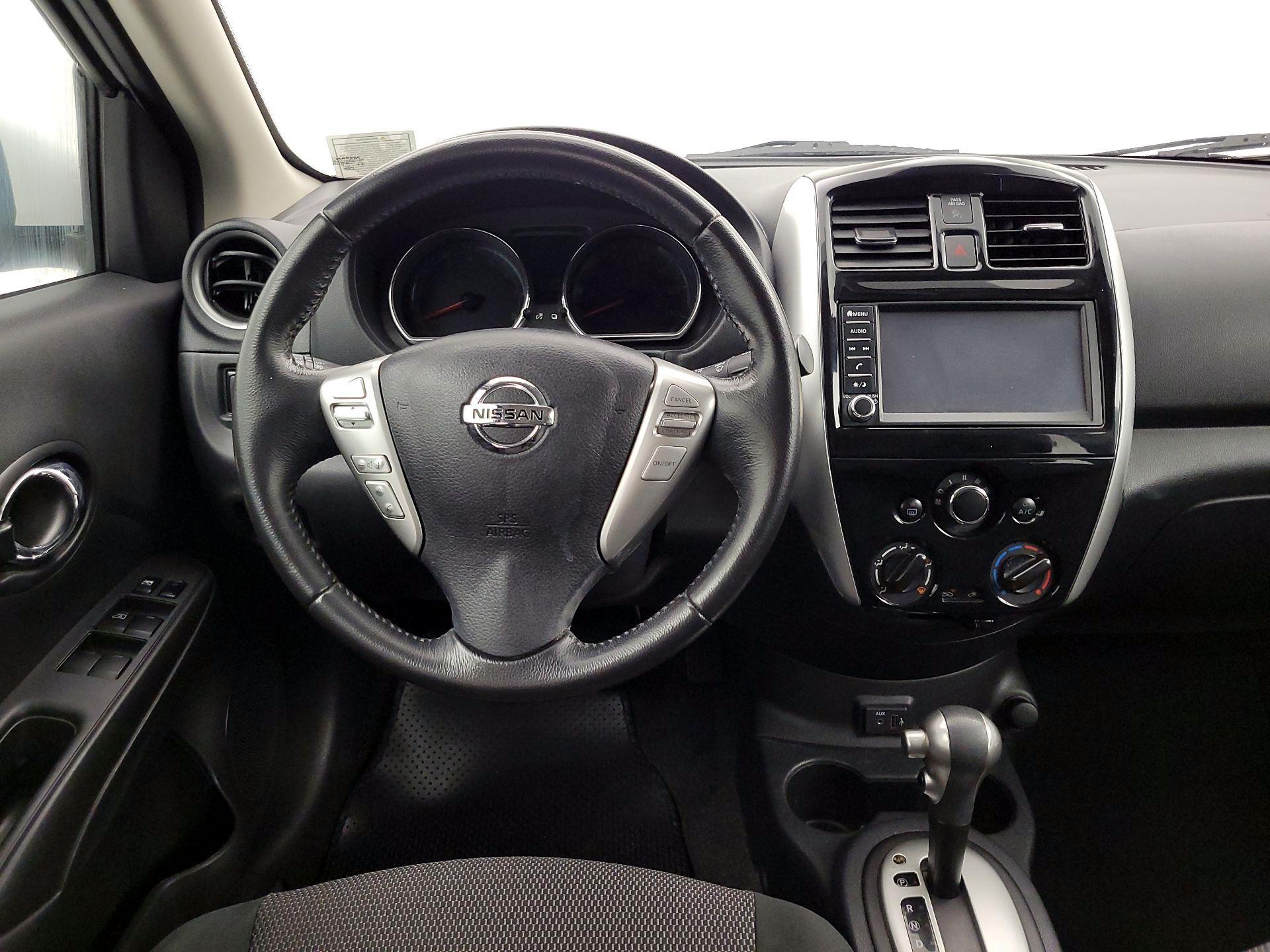 Thumbnail: 2018 Nissan Versa - 10