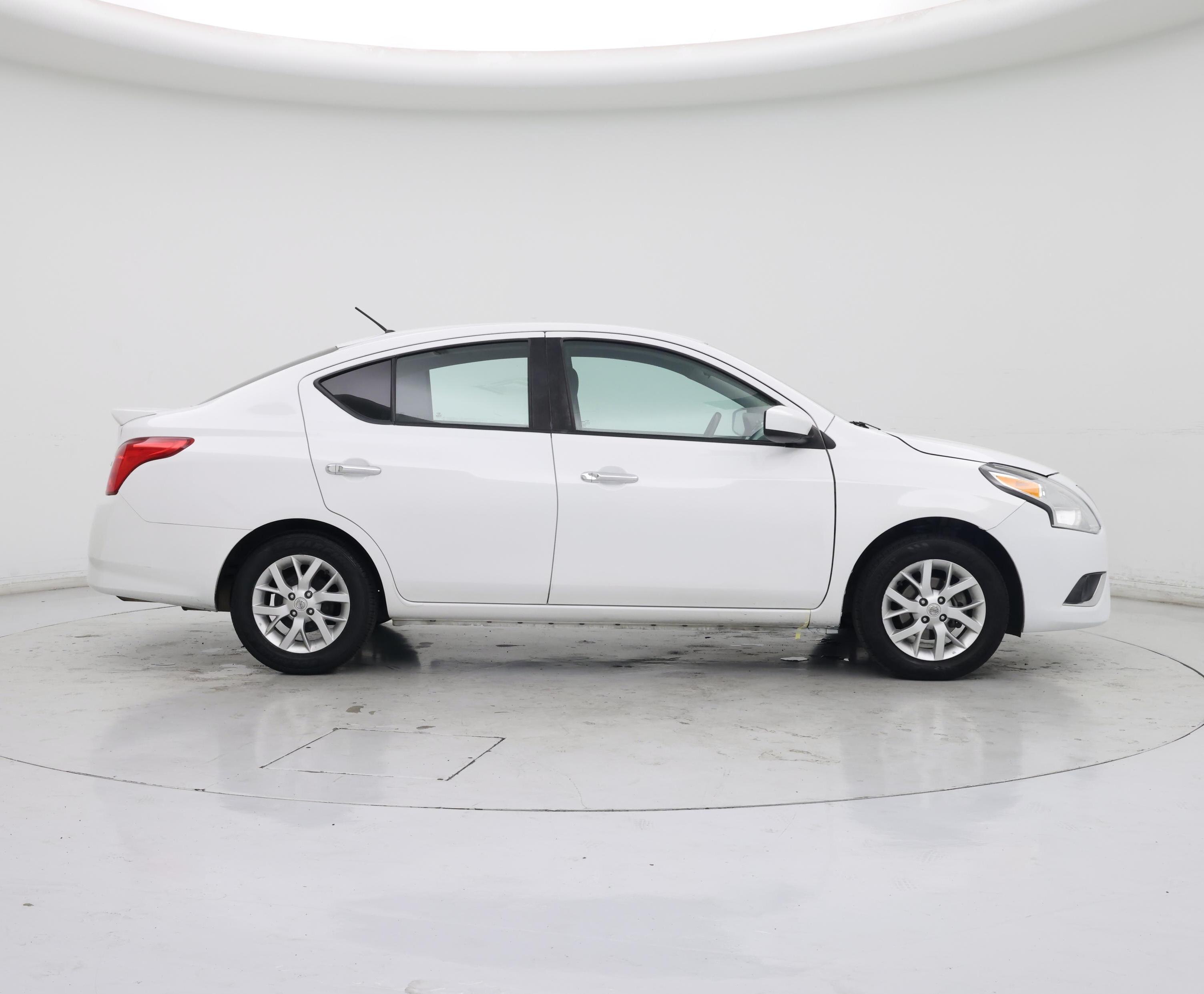 Thumbnail: 2018 Nissan Versa - 7