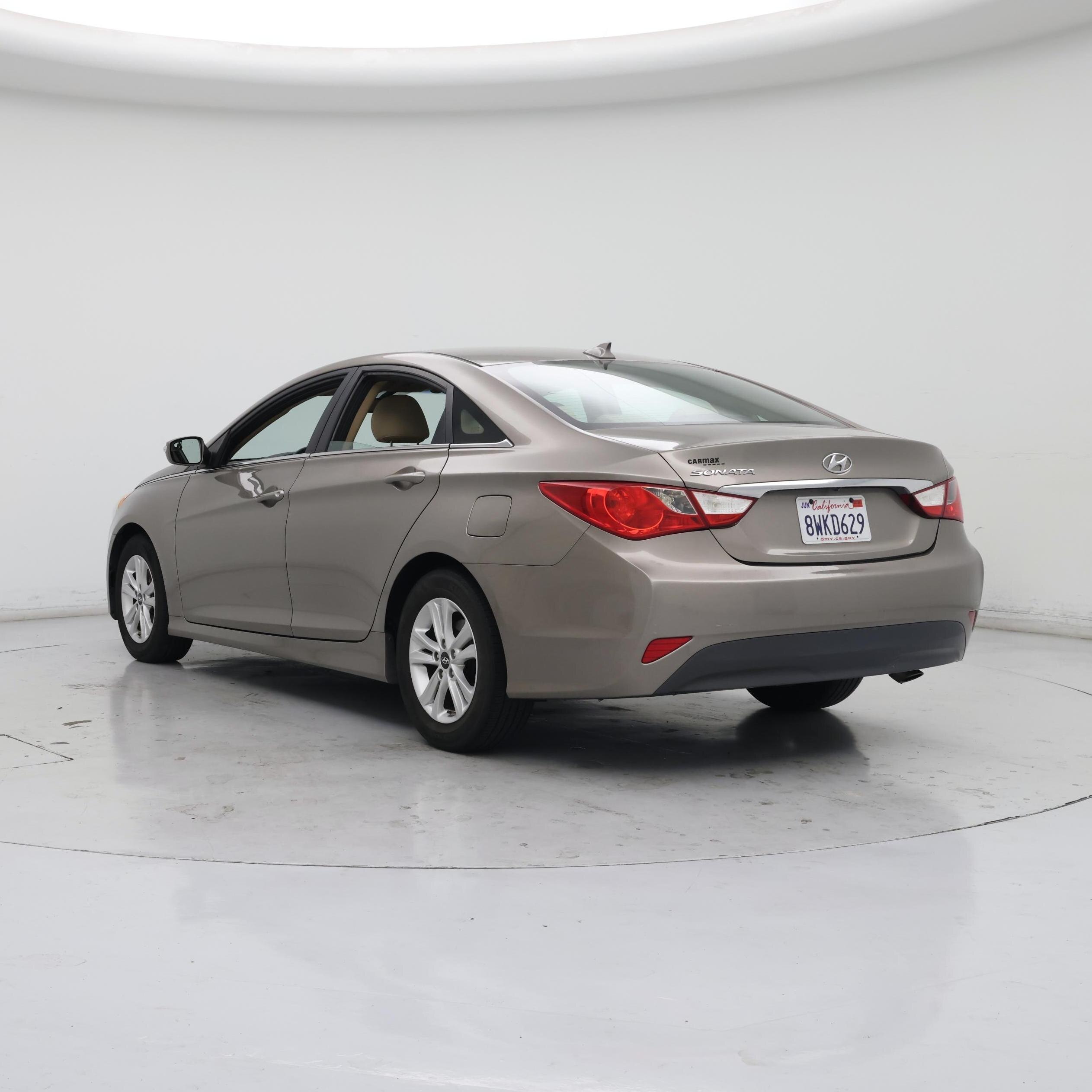 Thumbnail: 2014 Hyundai Sonata - 2