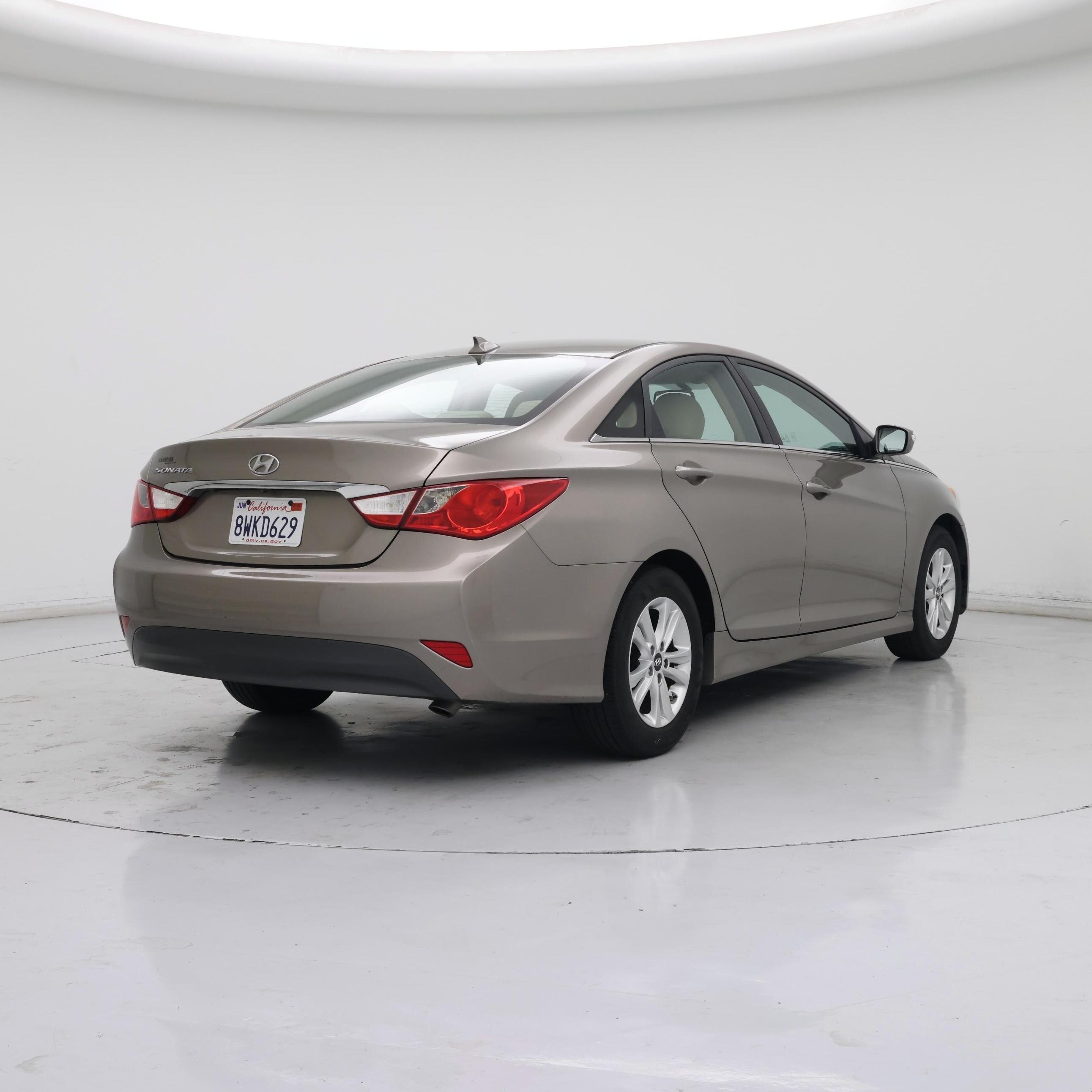 Thumbnail: 2014 Hyundai Sonata - 8