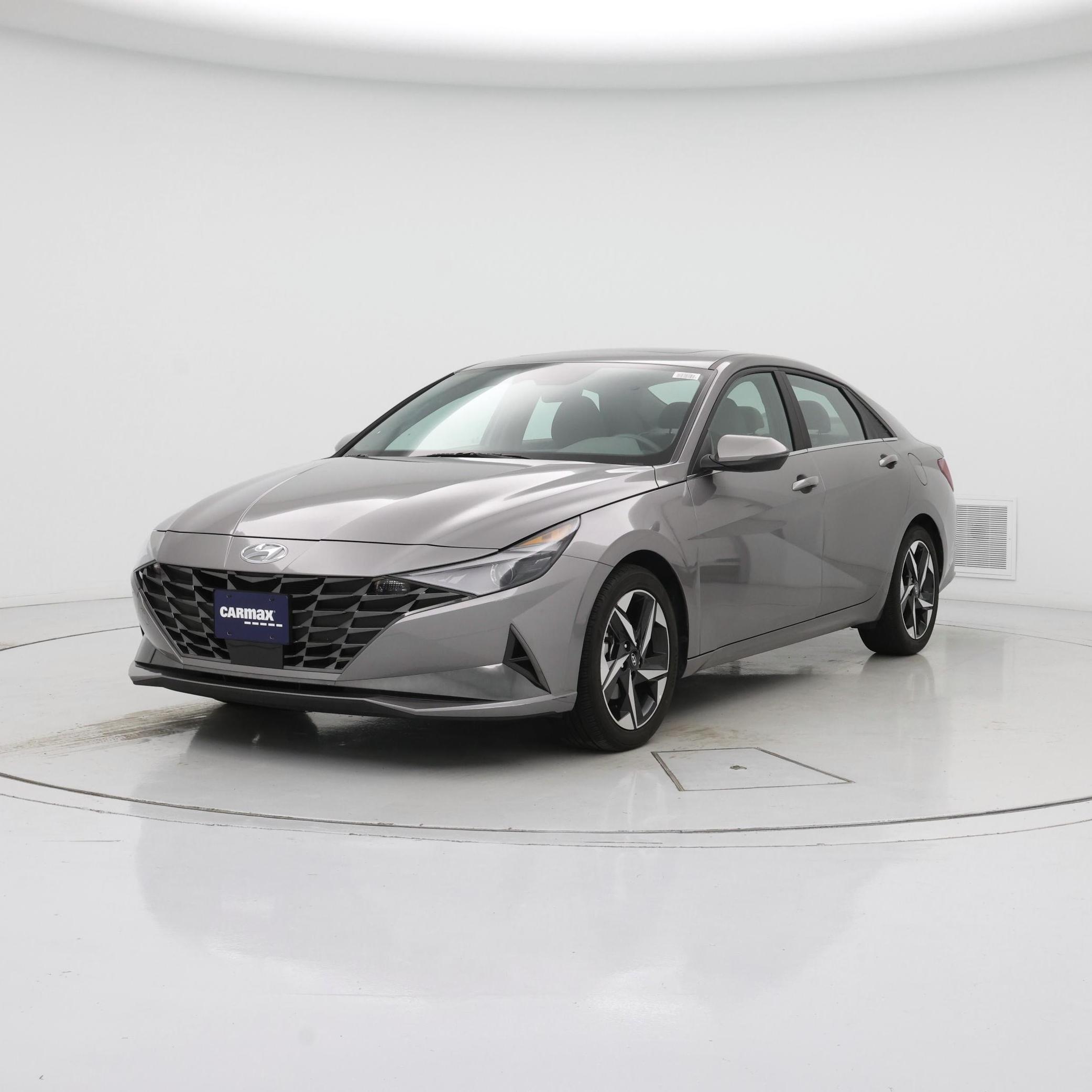 Thumbnail: 2022 Hyundai Elantra - 4