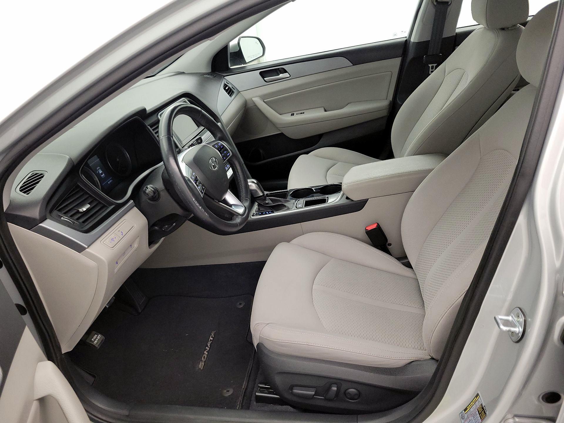 Thumbnail: 2019 Hyundai Sonata - 11