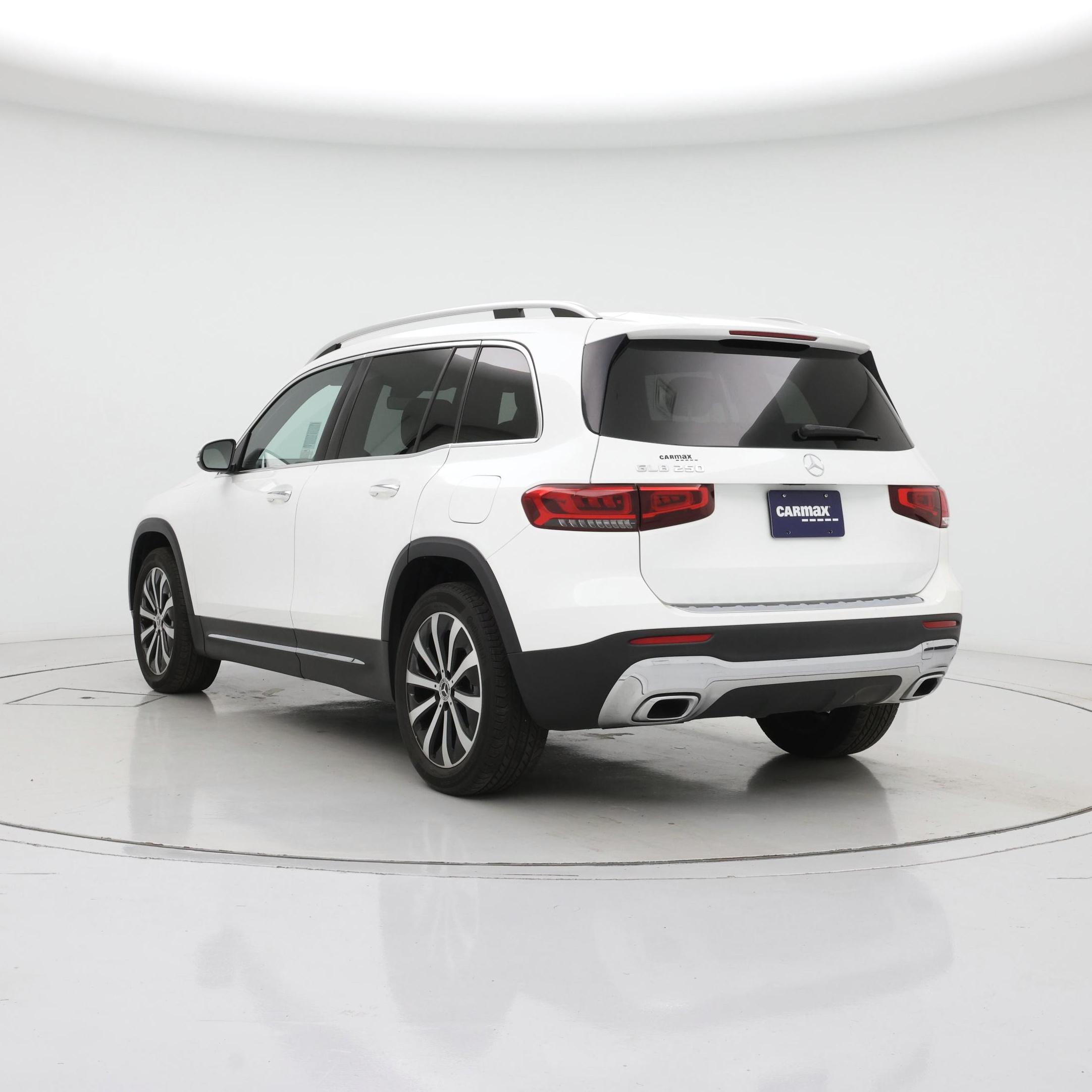 Thumbnail: 2020 Mercedes-Benz GLB - 2