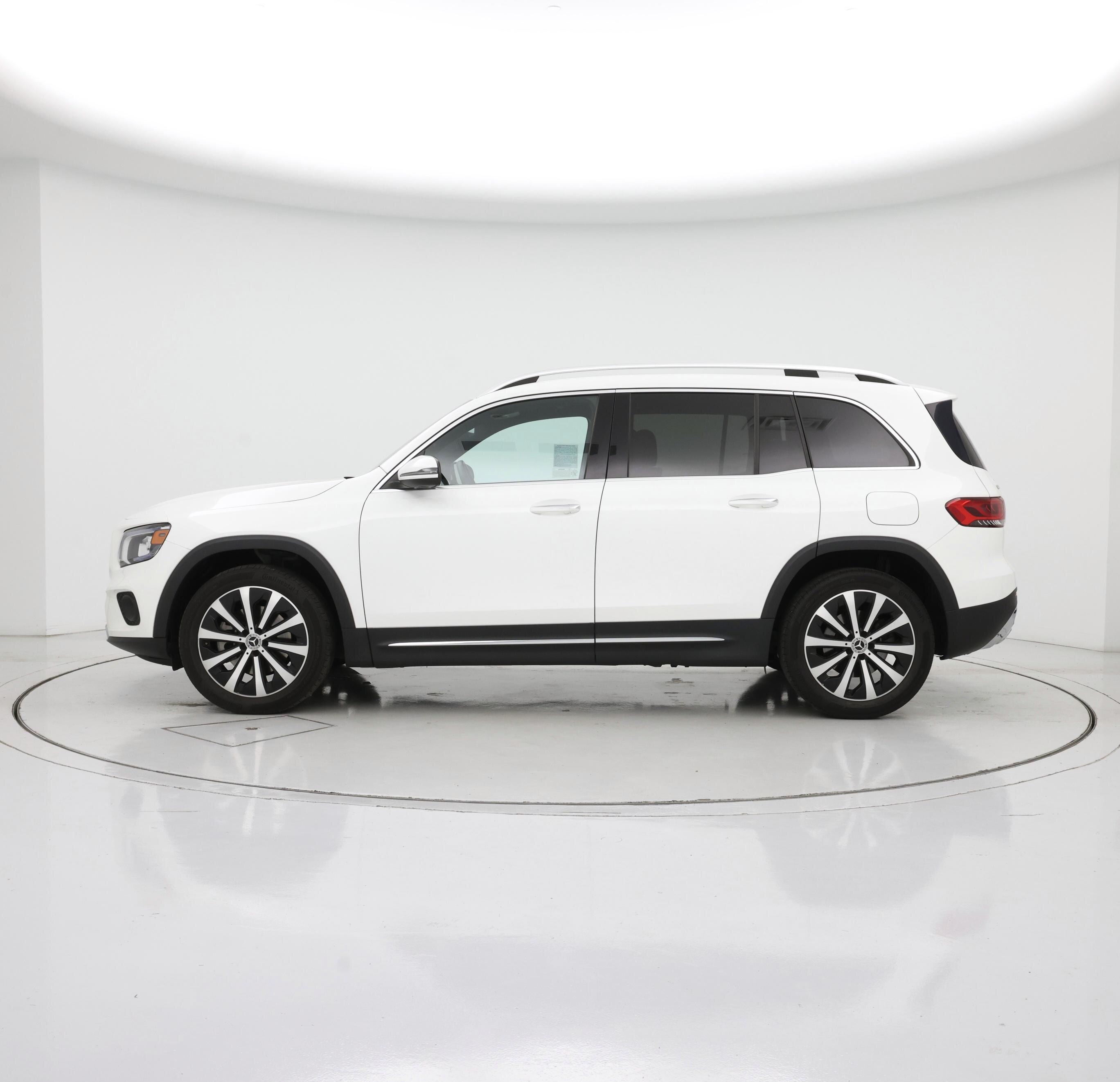 Thumbnail: 2020 Mercedes-Benz GLB - 3