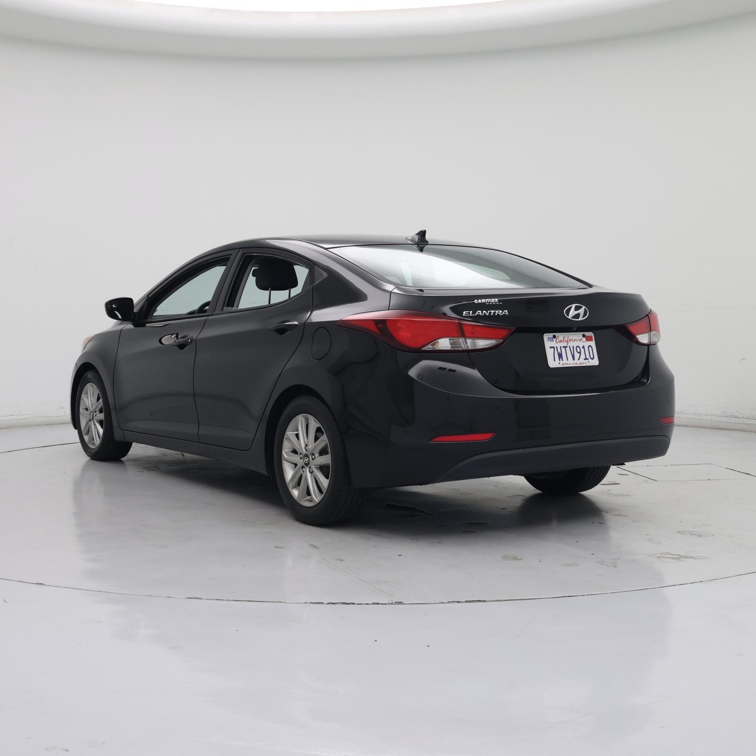 Thumbnail: 2015 Hyundai Elantra - 2