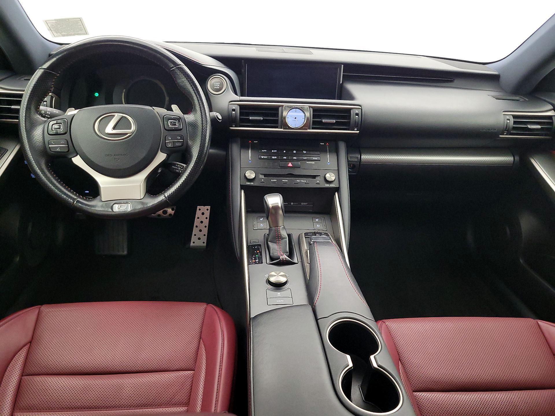 Thumbnail: 2018 Lexus IS - 9