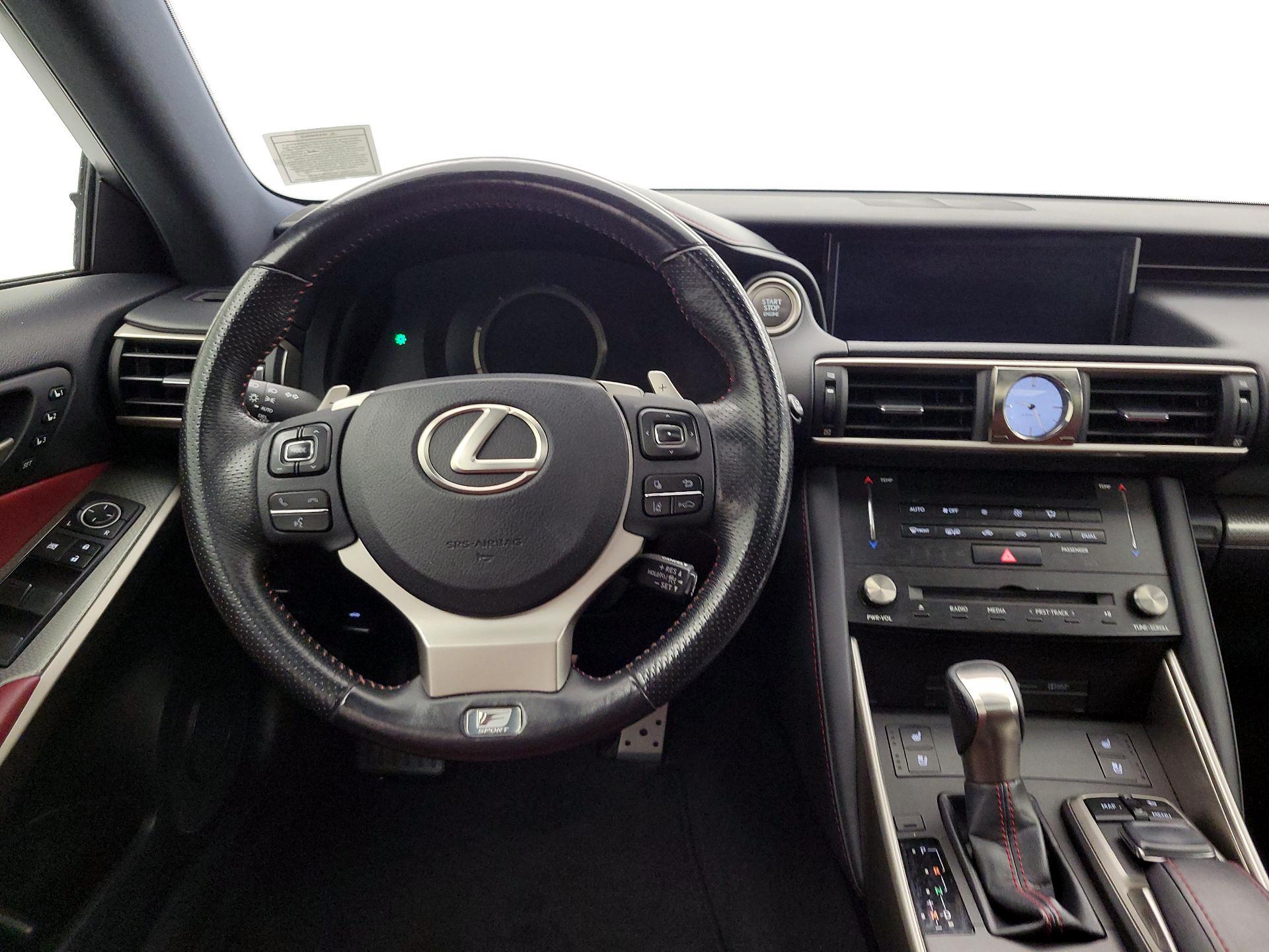 Thumbnail: 2018 Lexus IS - 10