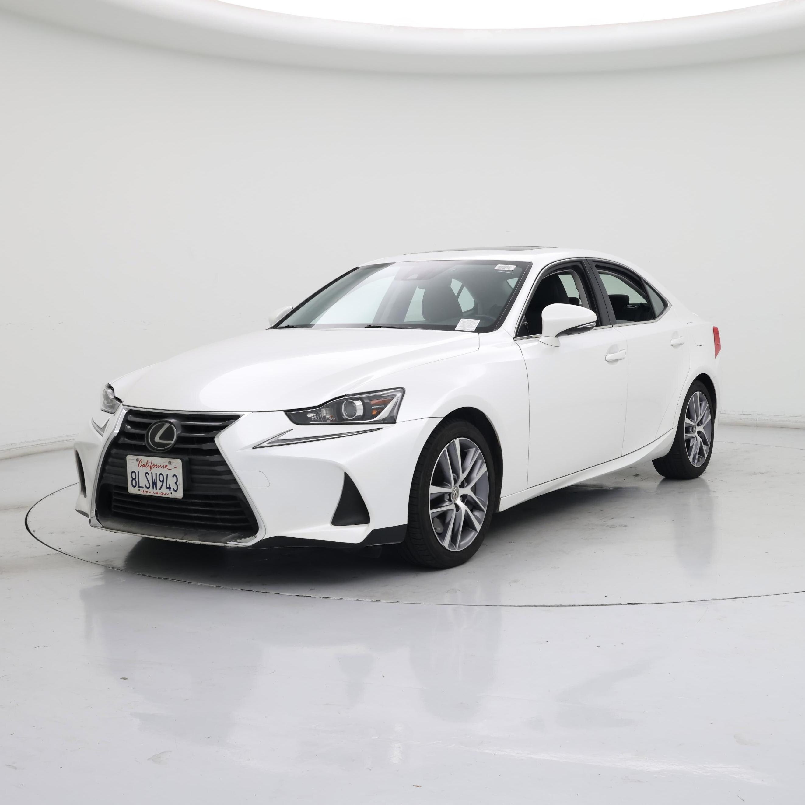 Thumbnail: 2019 Lexus IS - 4