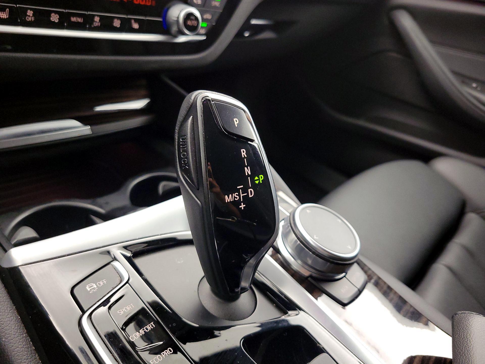Thumbnail: 2017 BMW 5 Series - 18