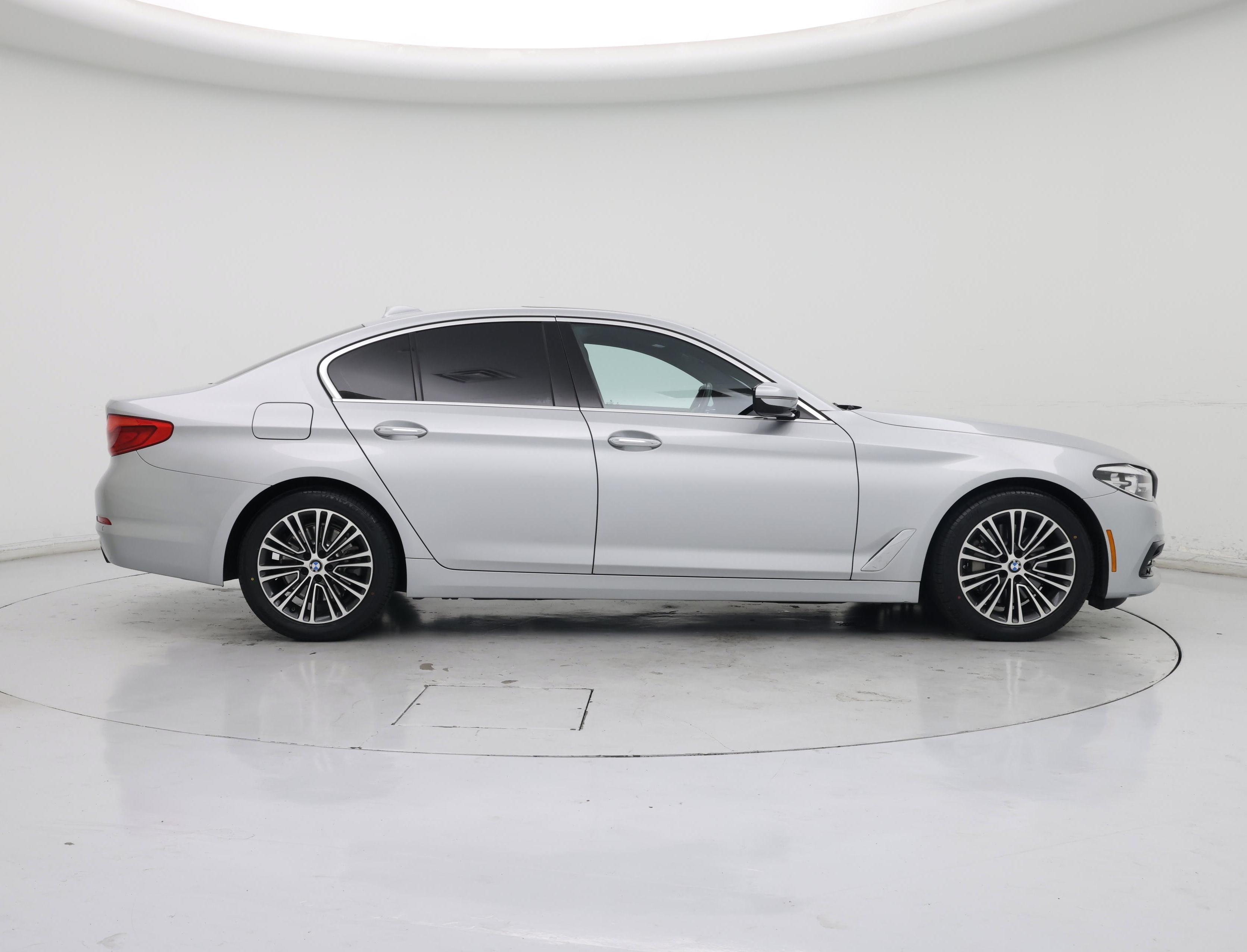 Thumbnail: 2017 BMW 5 Series - 7