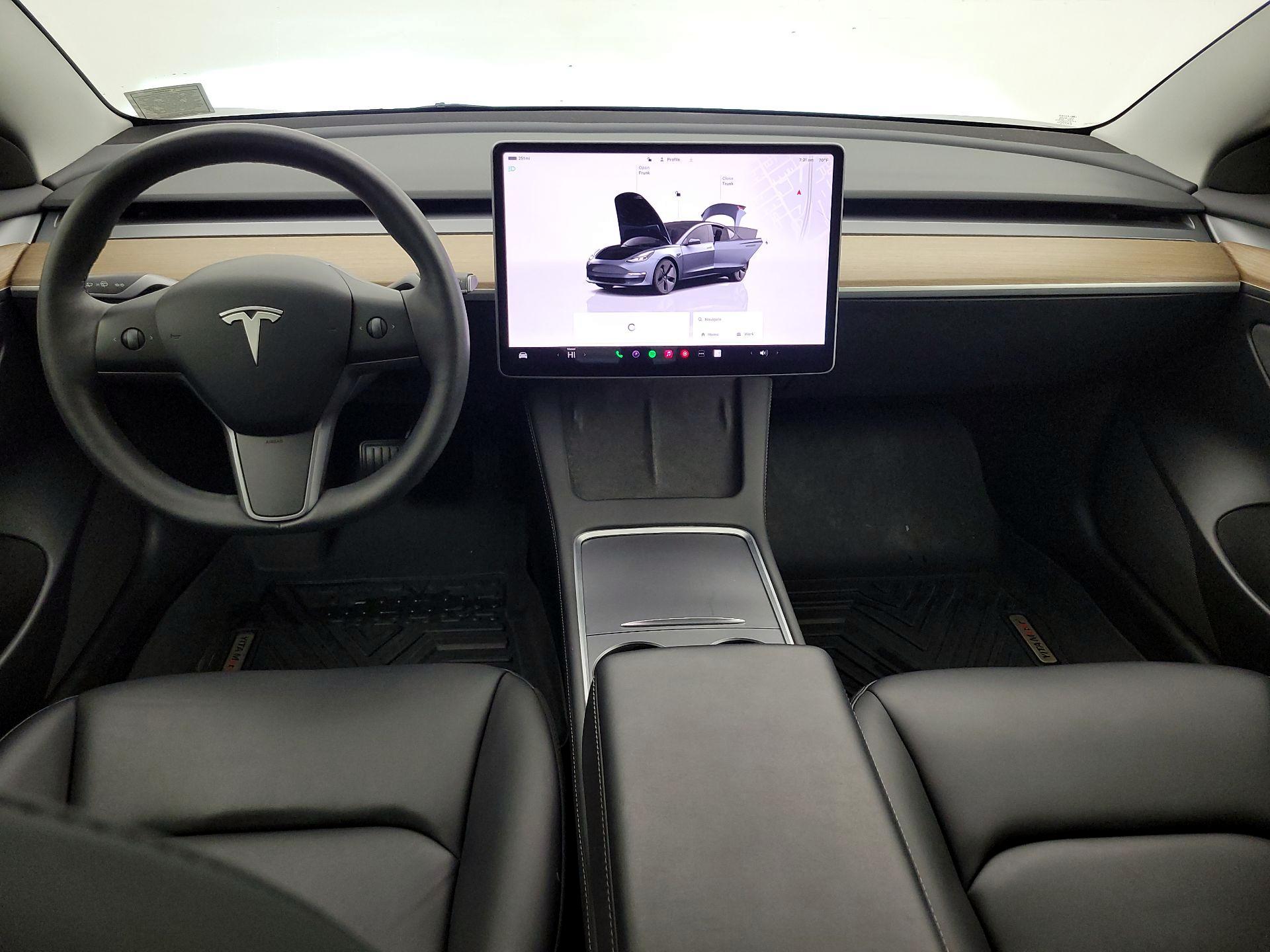 Thumbnail: 2023 Tesla Model 3 - 9