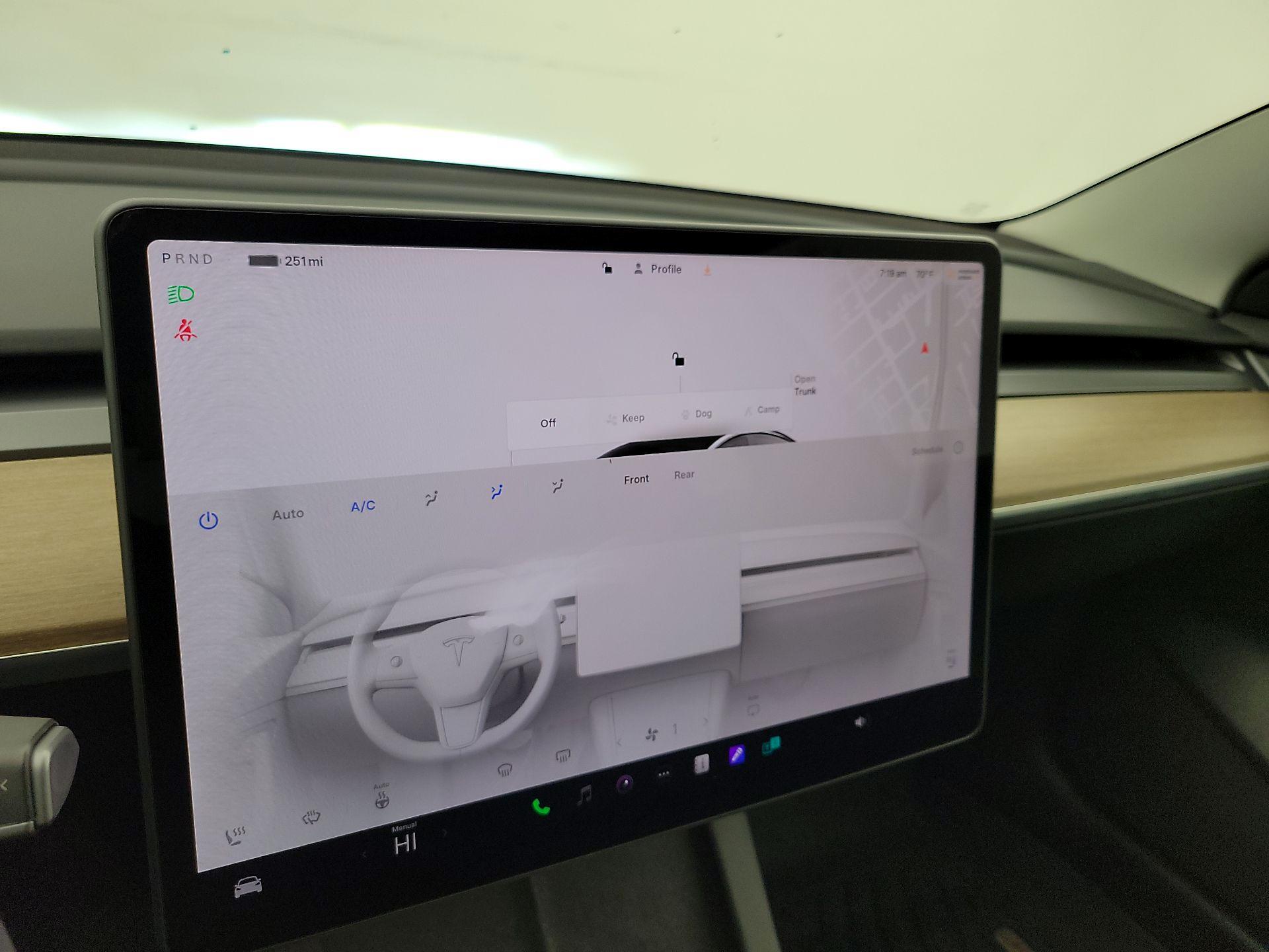 Thumbnail: 2023 Tesla Model 3 - 16