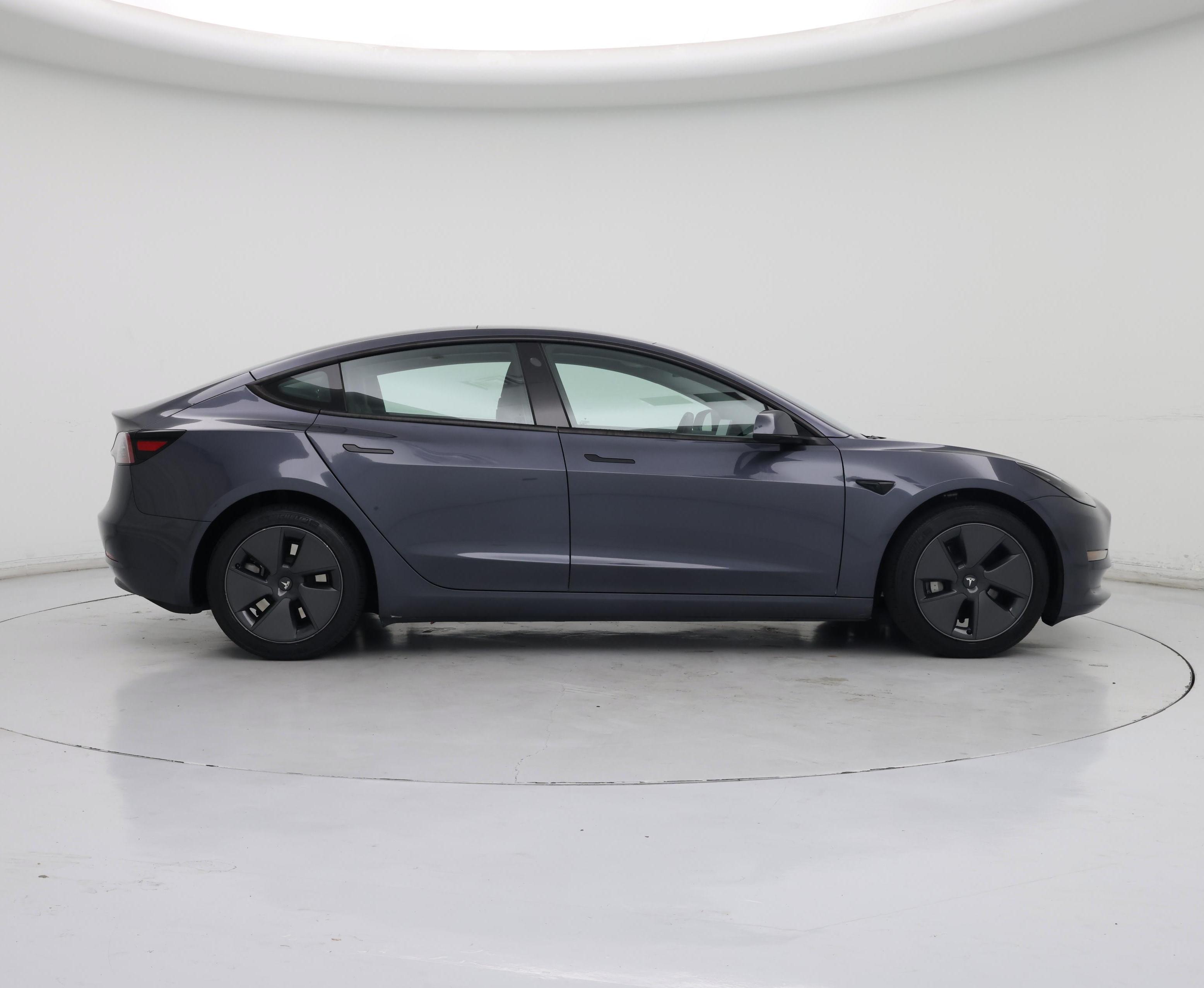 Thumbnail: 2023 Tesla Model 3 - 7