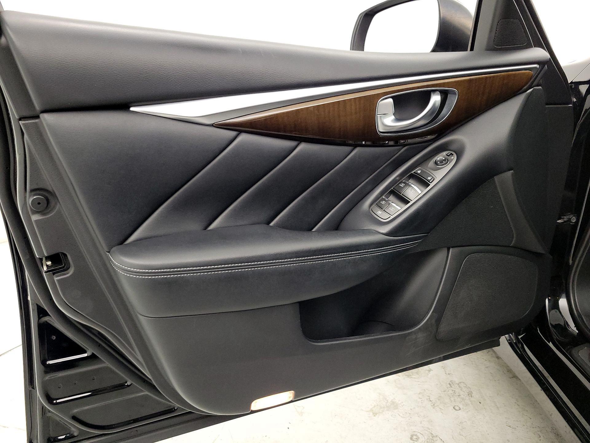 Thumbnail: 2019 INFINITI Q50 - 12