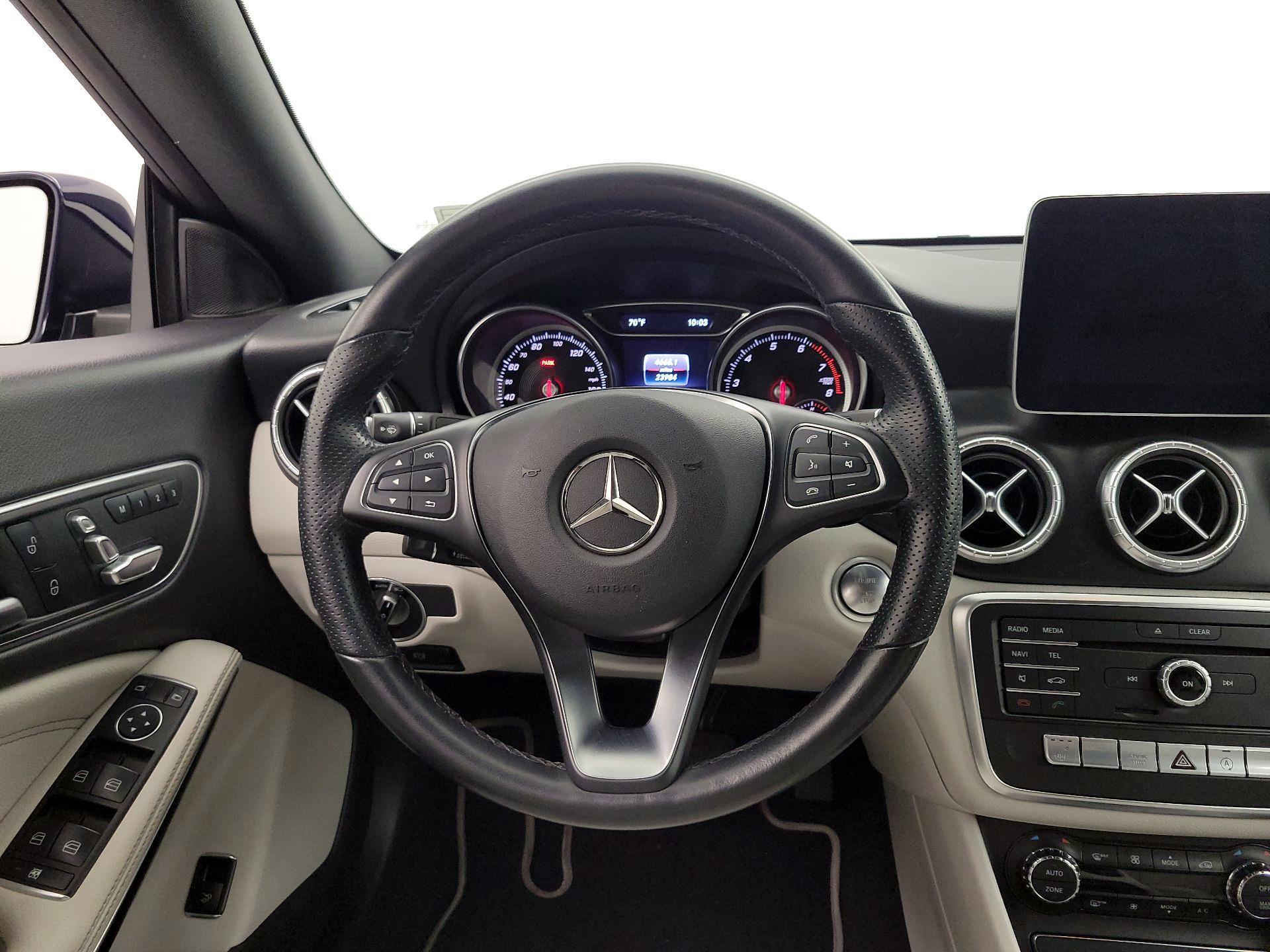 Thumbnail: 2019 Mercedes-Benz CLA - 10