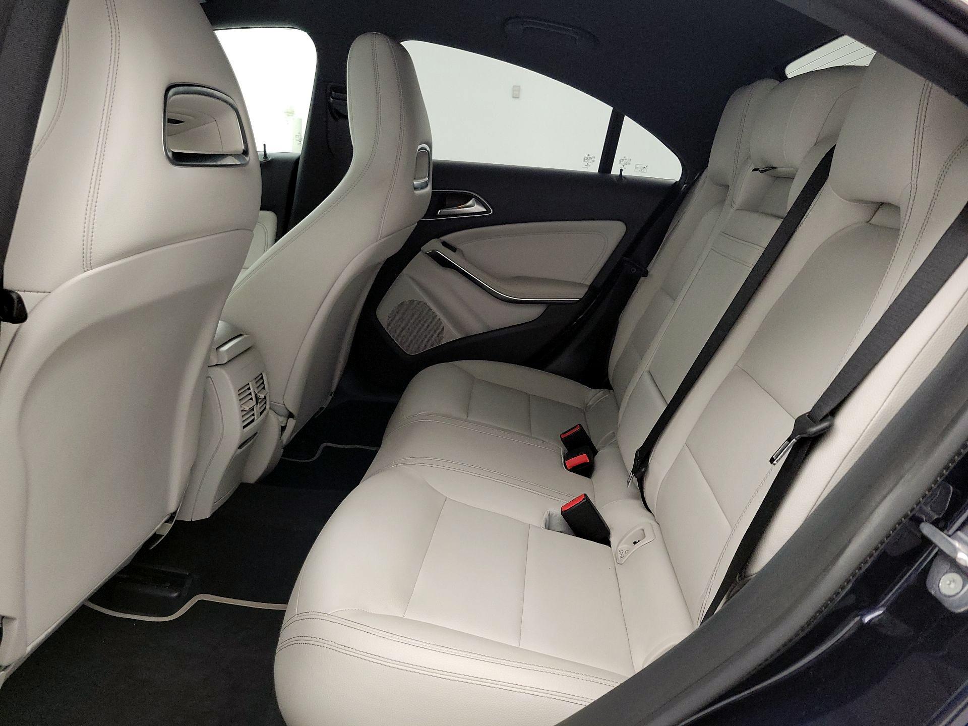 Thumbnail: 2019 Mercedes-Benz CLA - 19
