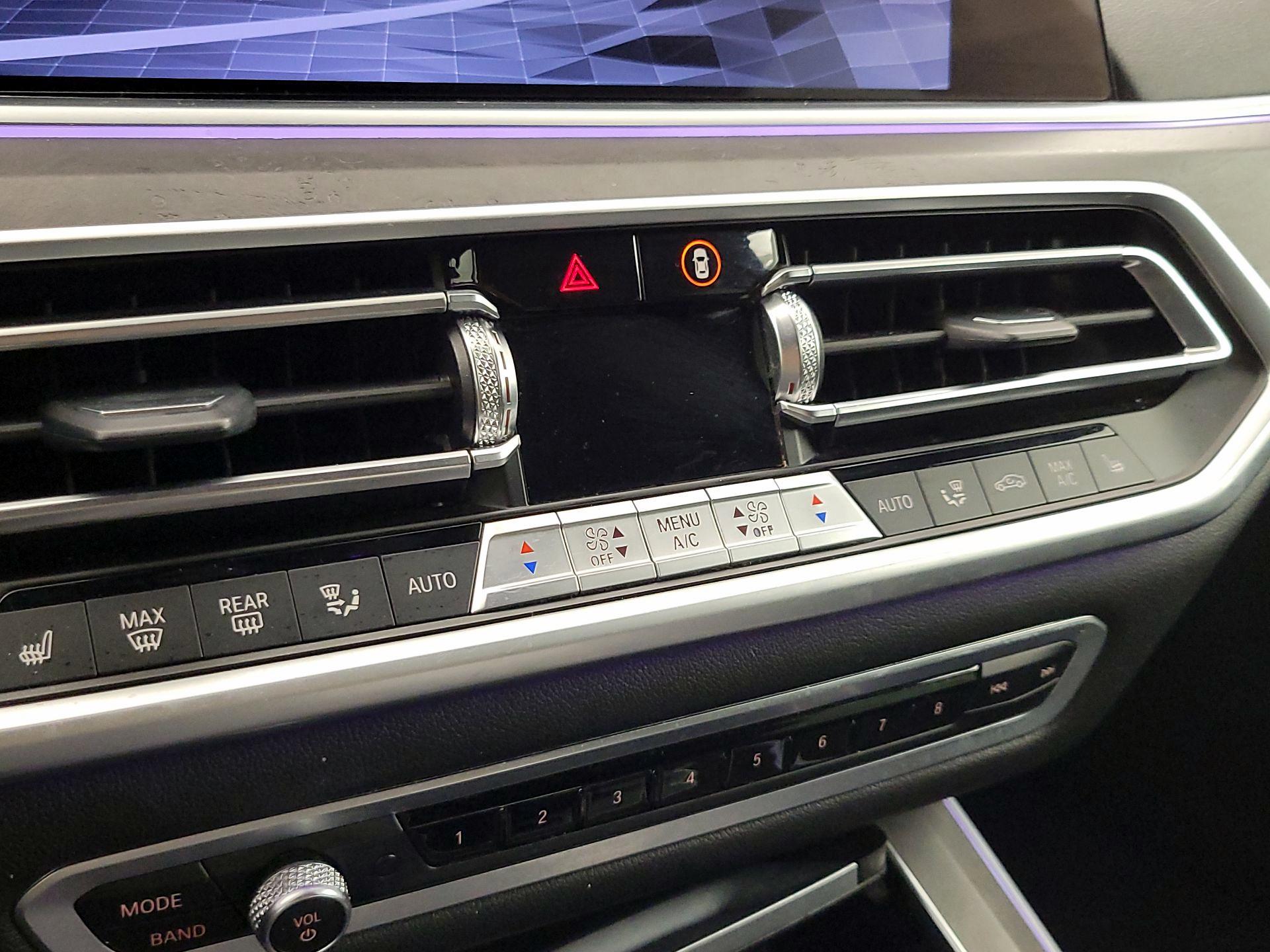 Thumbnail: 2022 BMW X5 - 17