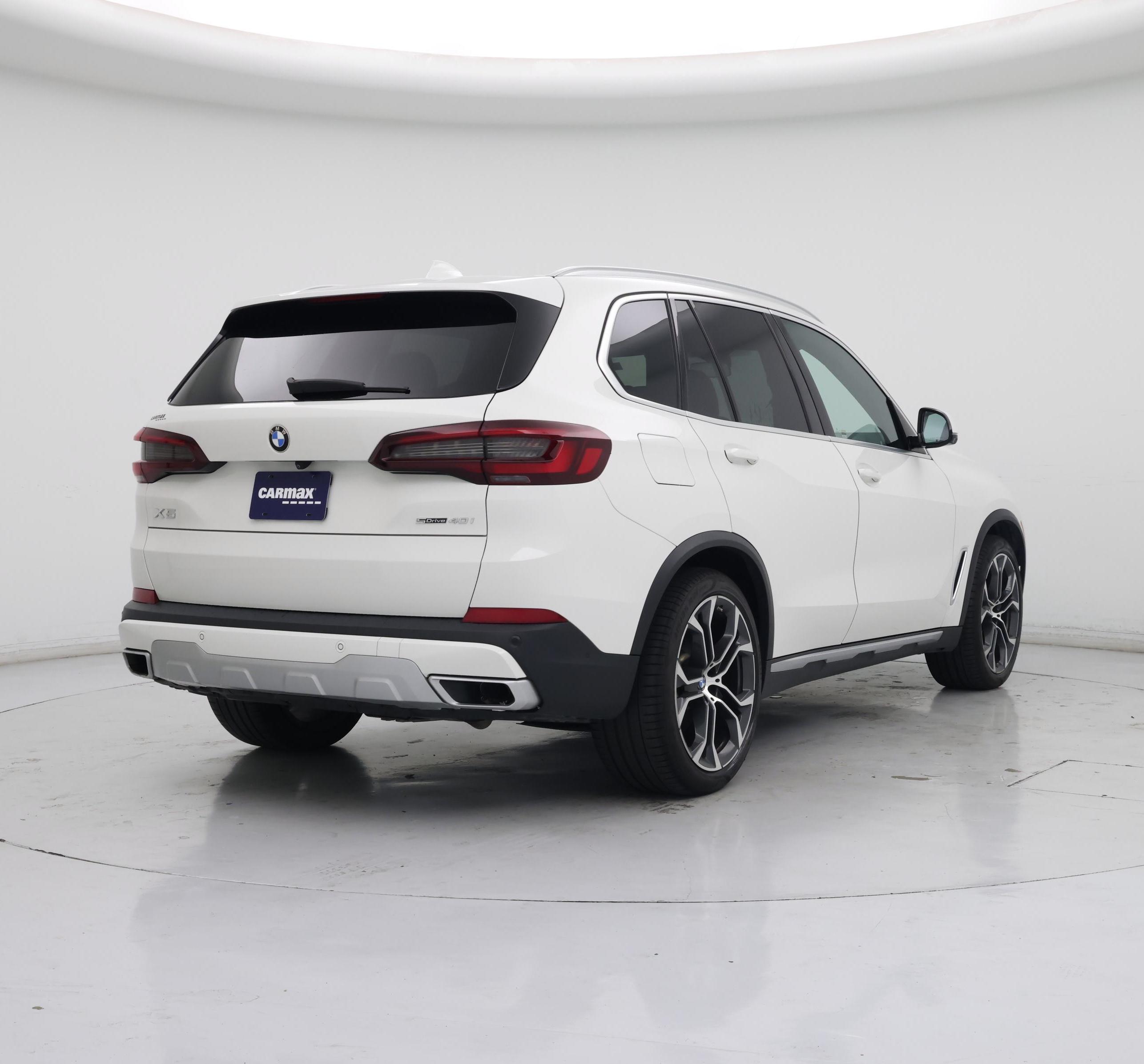 Thumbnail: 2022 BMW X5 - 8
