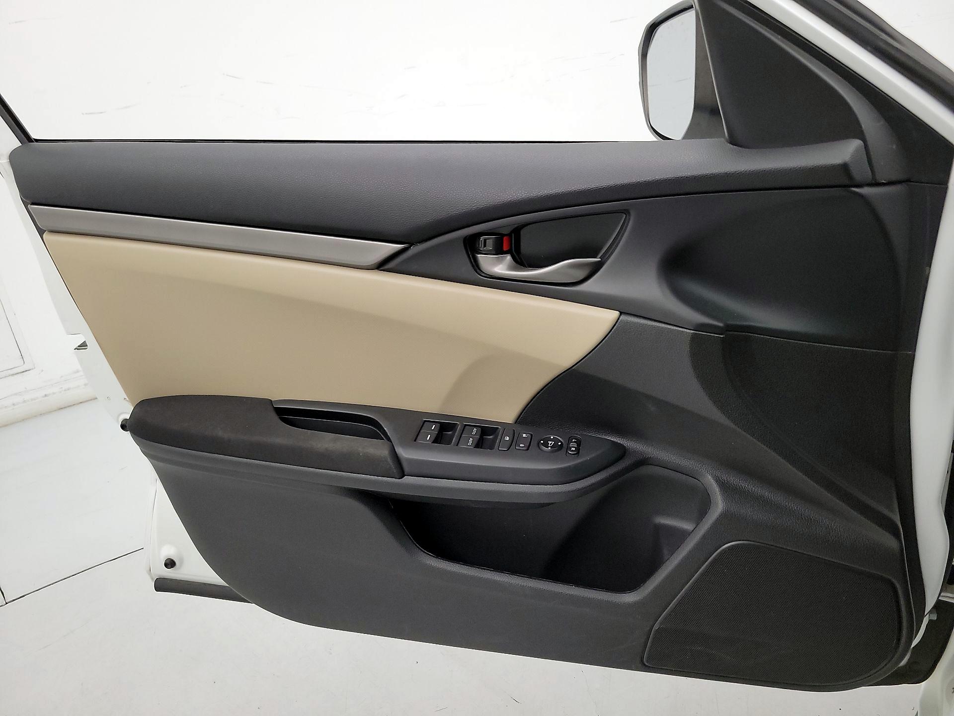 Thumbnail: 2018 Honda Civic - 12