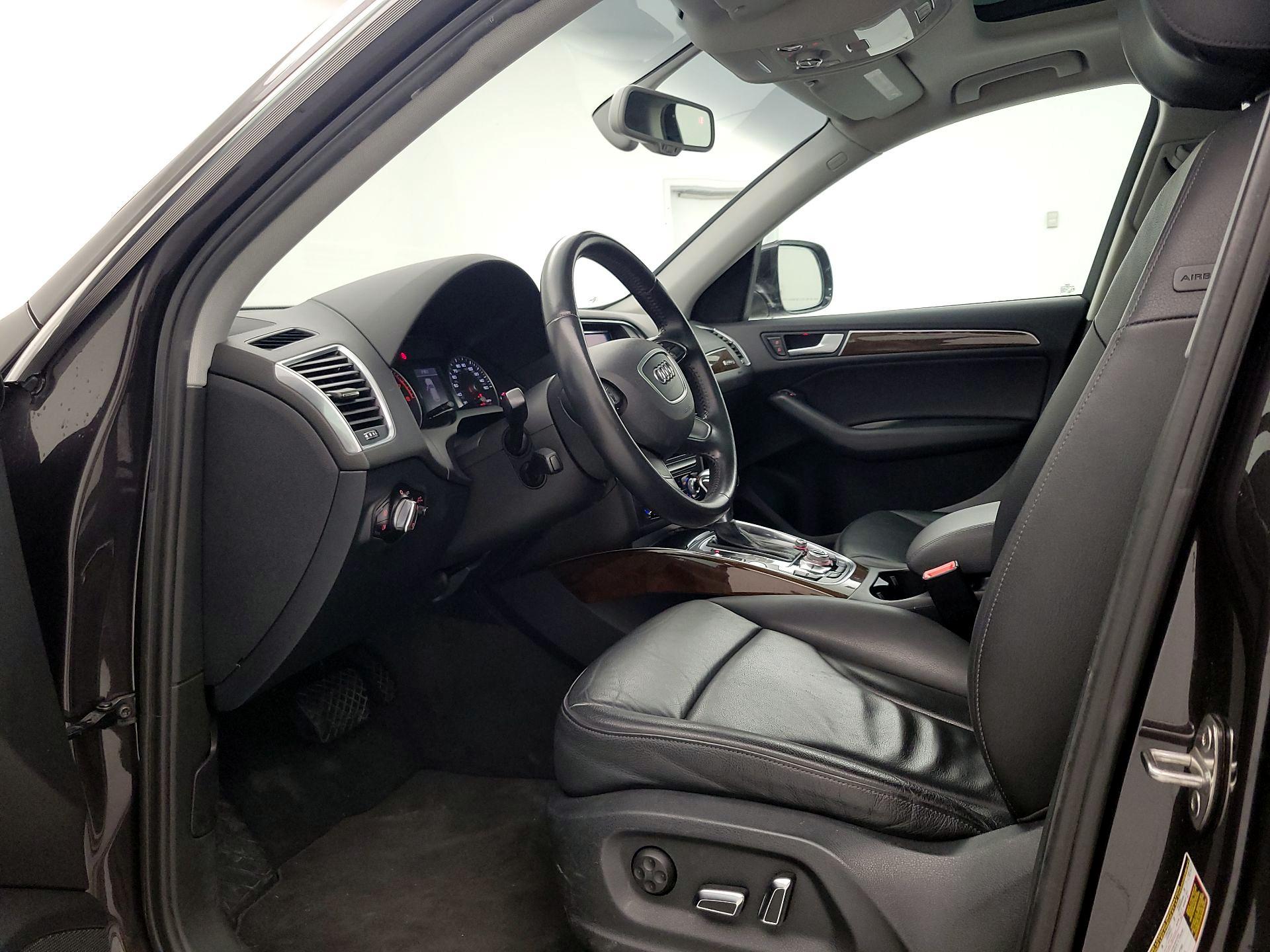 Thumbnail: 2015 Audi Q5 - 11