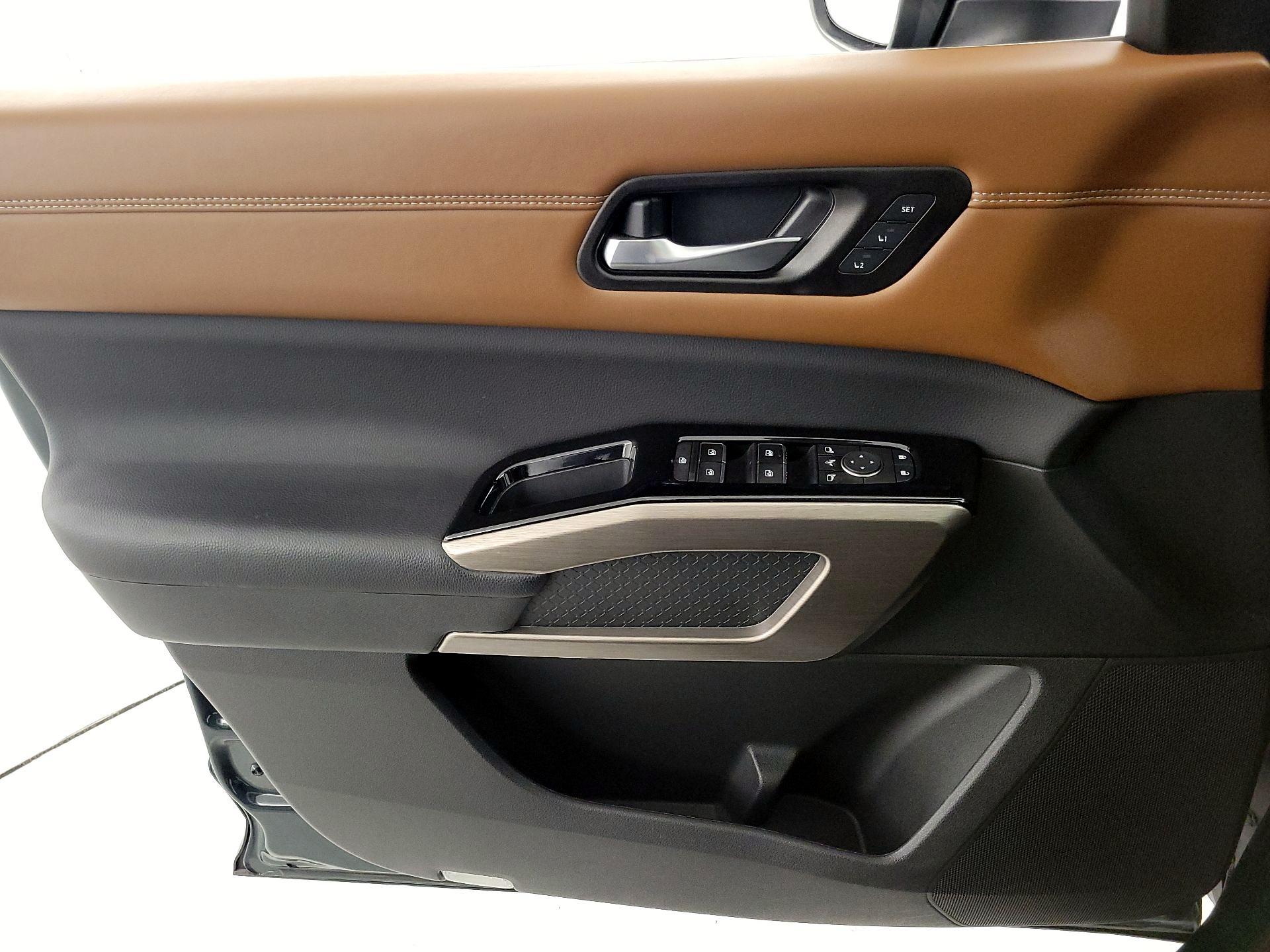 Thumbnail: 2022 Nissan Pathfinder - 12