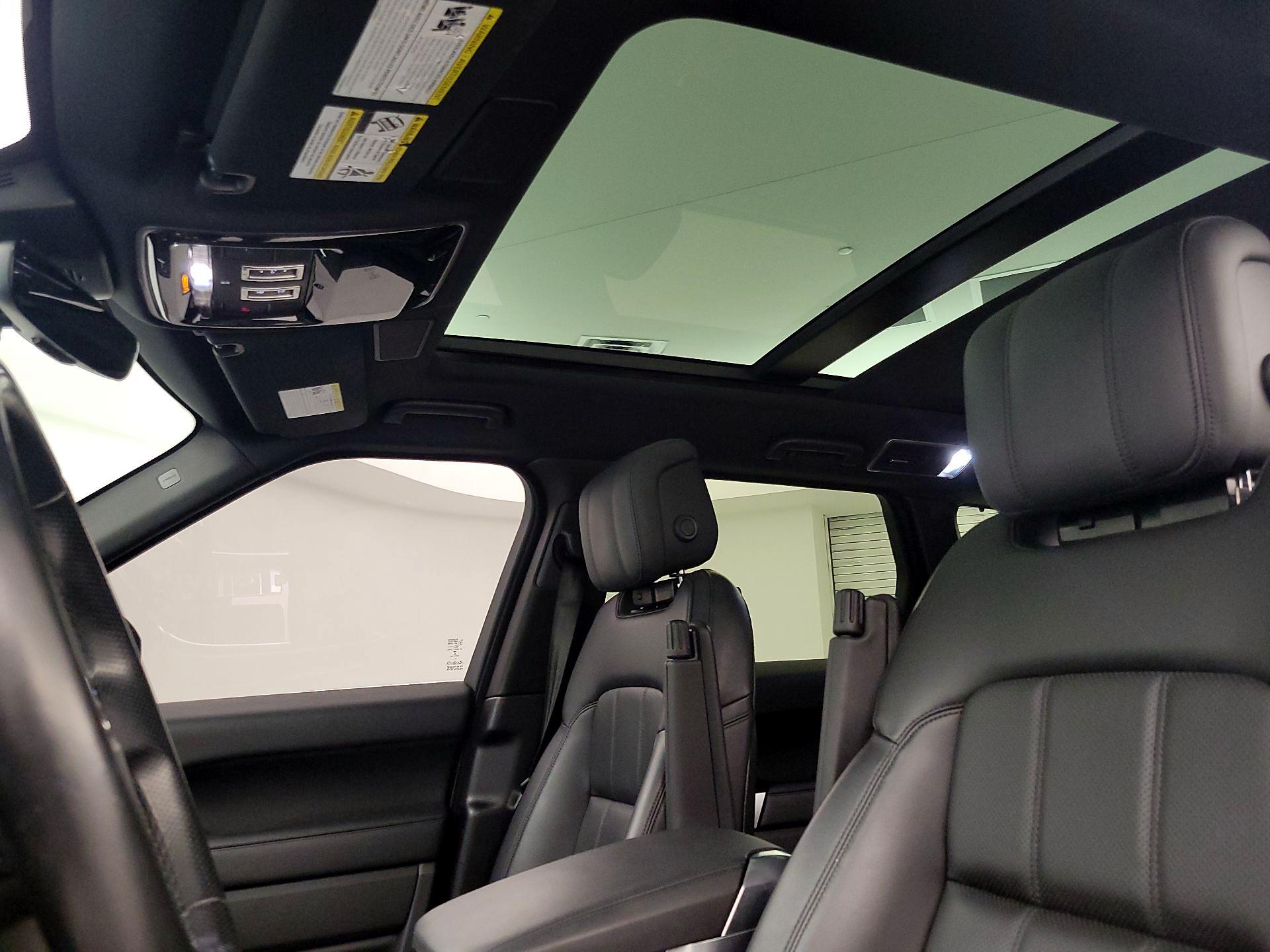 Thumbnail: 2022 Land Rover Range Rover Sport - 19