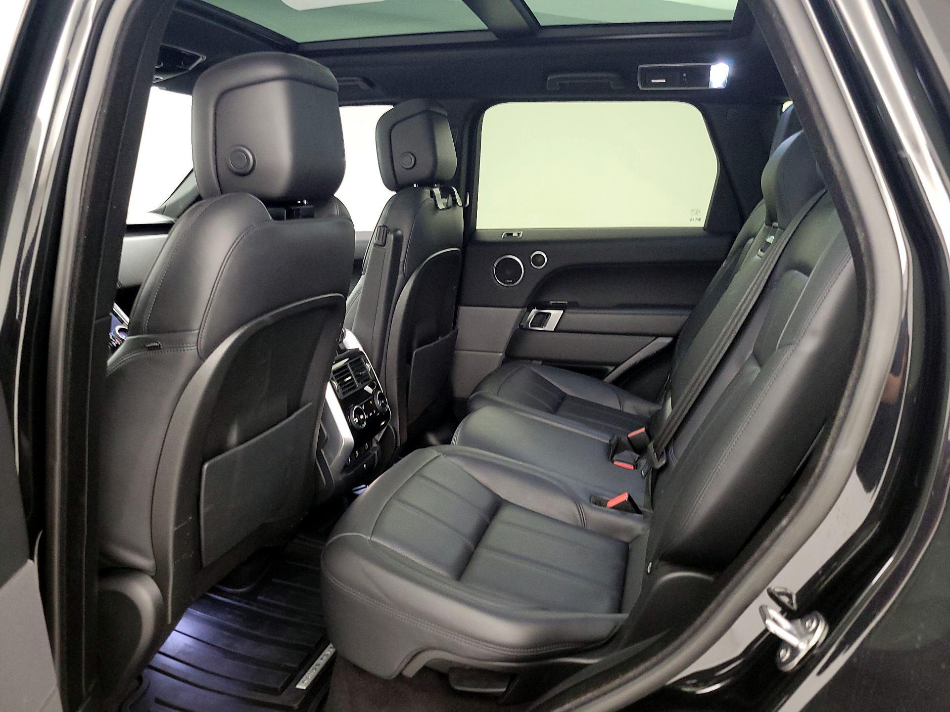 Thumbnail: 2022 Land Rover Range Rover Sport - 20