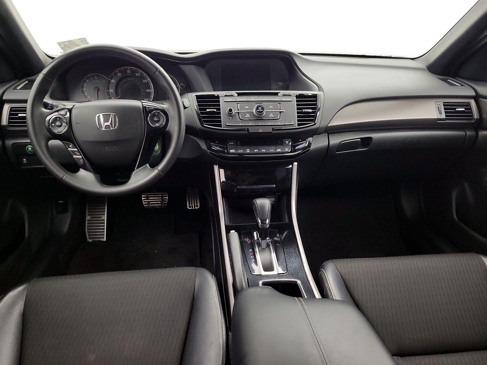 Thumbnail: 2017 Honda Accord - 9