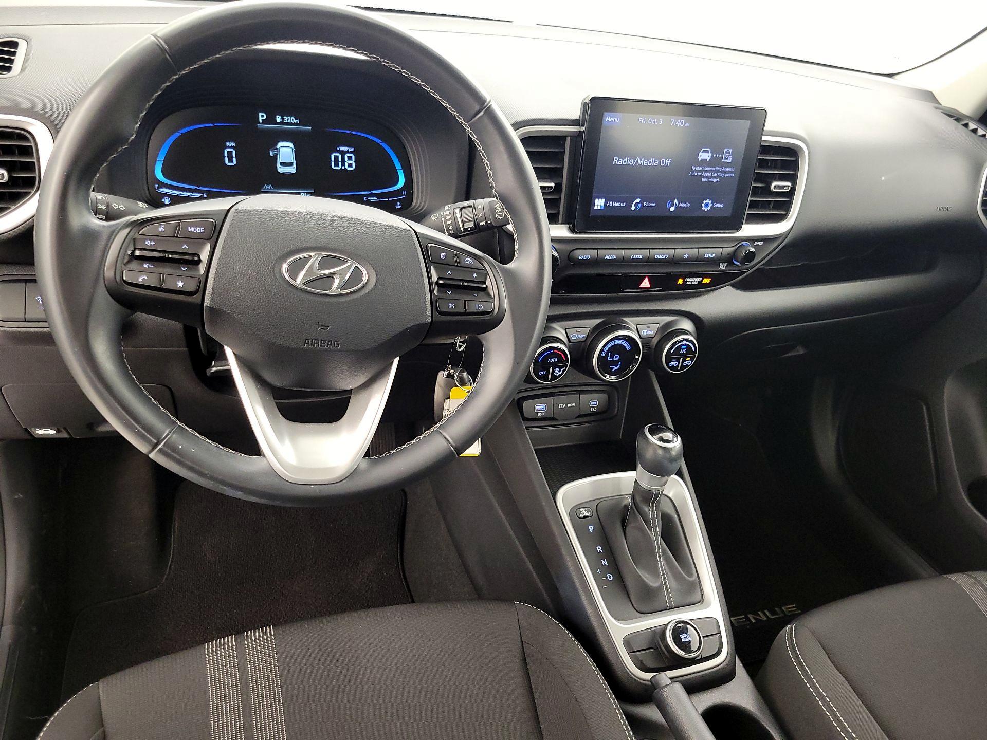 Thumbnail: 2023 Hyundai Venue - 9
