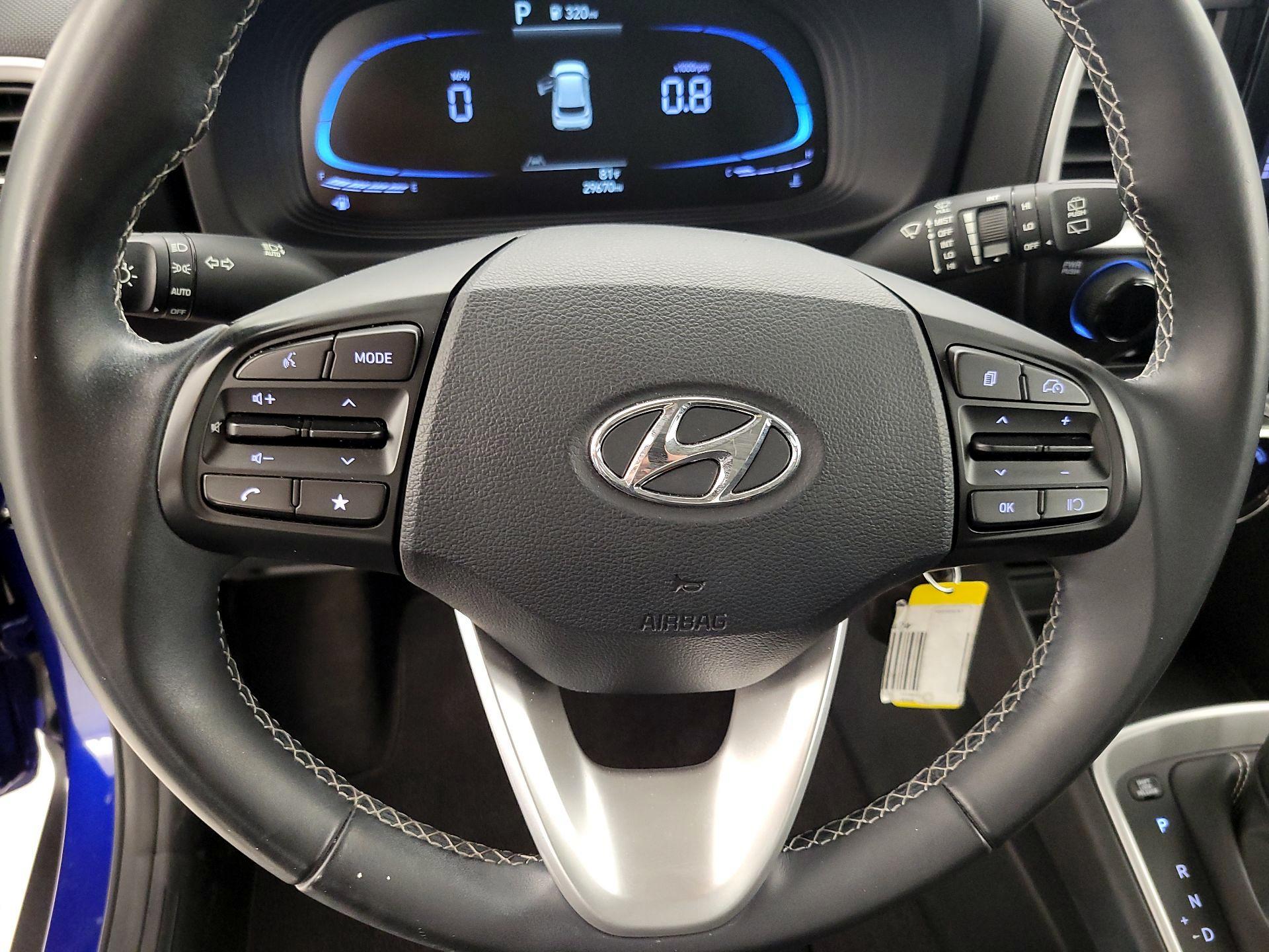 Thumbnail: 2023 Hyundai Venue - 10