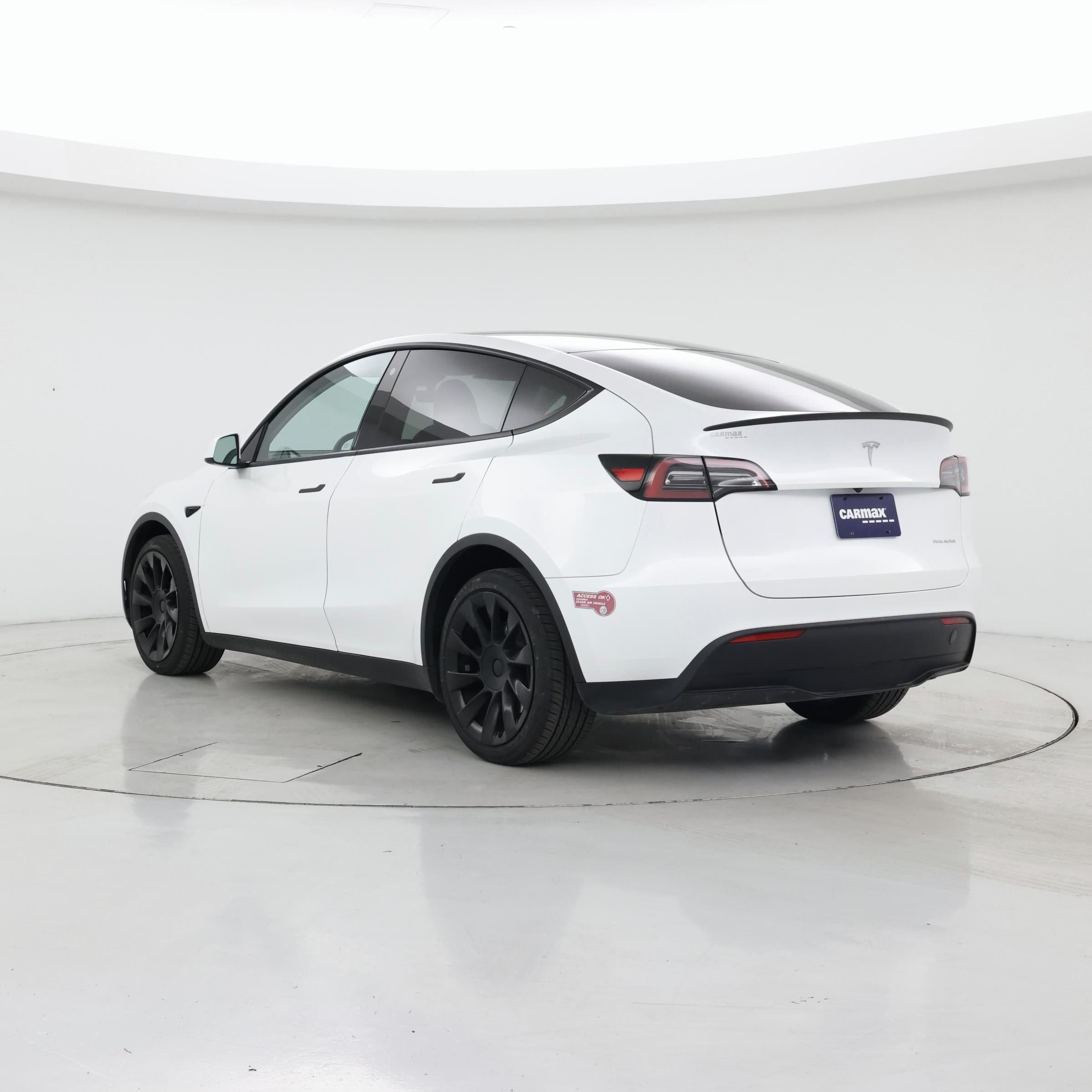 Thumbnail: 2023 Tesla Model Y - 2