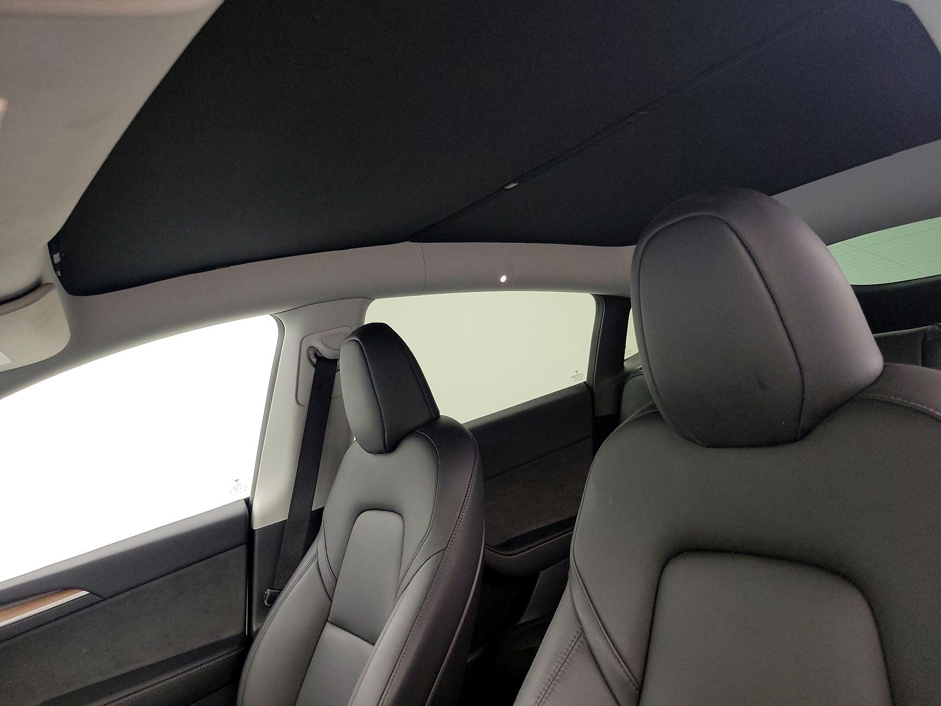 Thumbnail: 2023 Tesla Model Y - 20