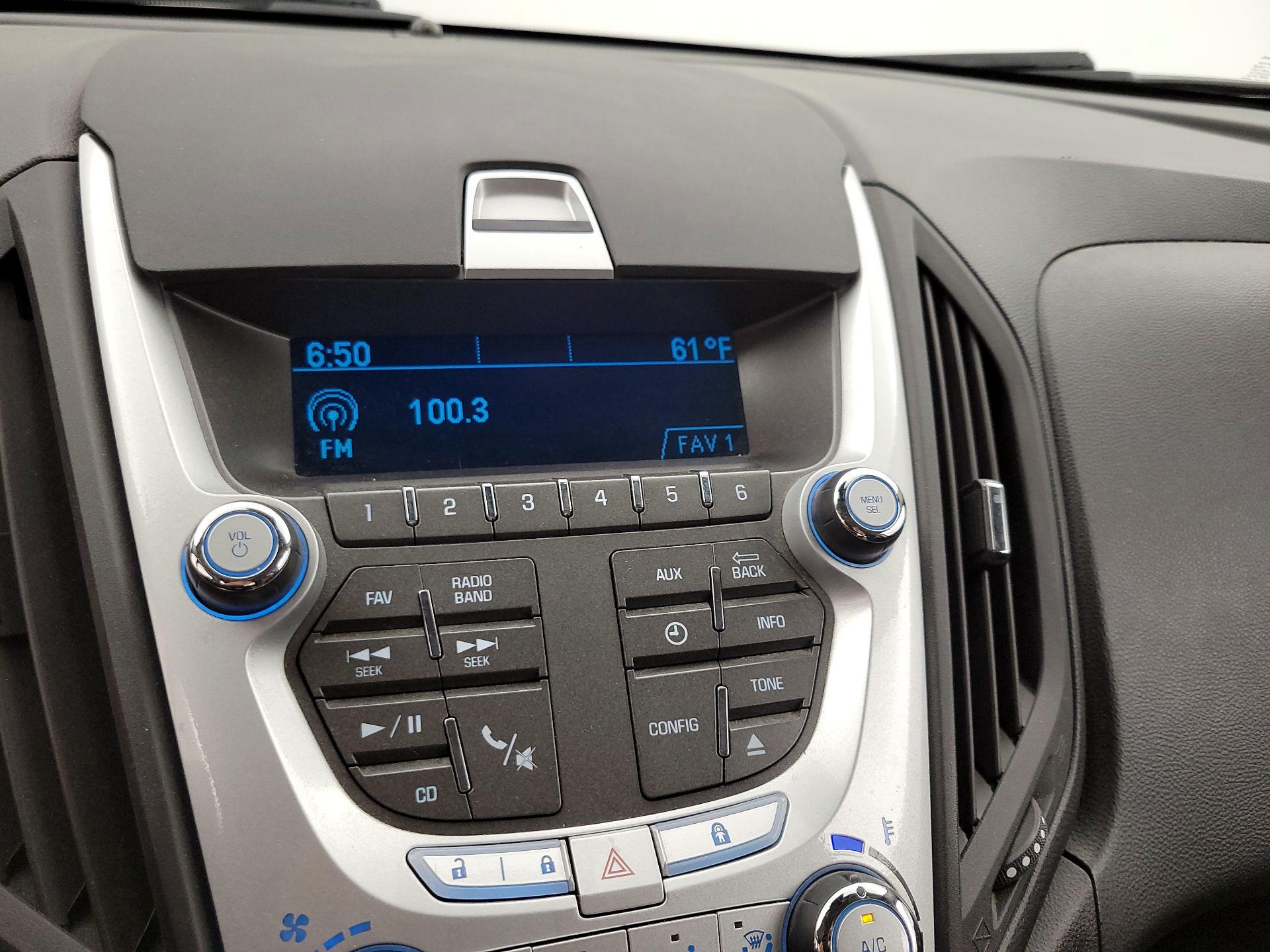 Thumbnail: 2015 Chevrolet Equinox - 13