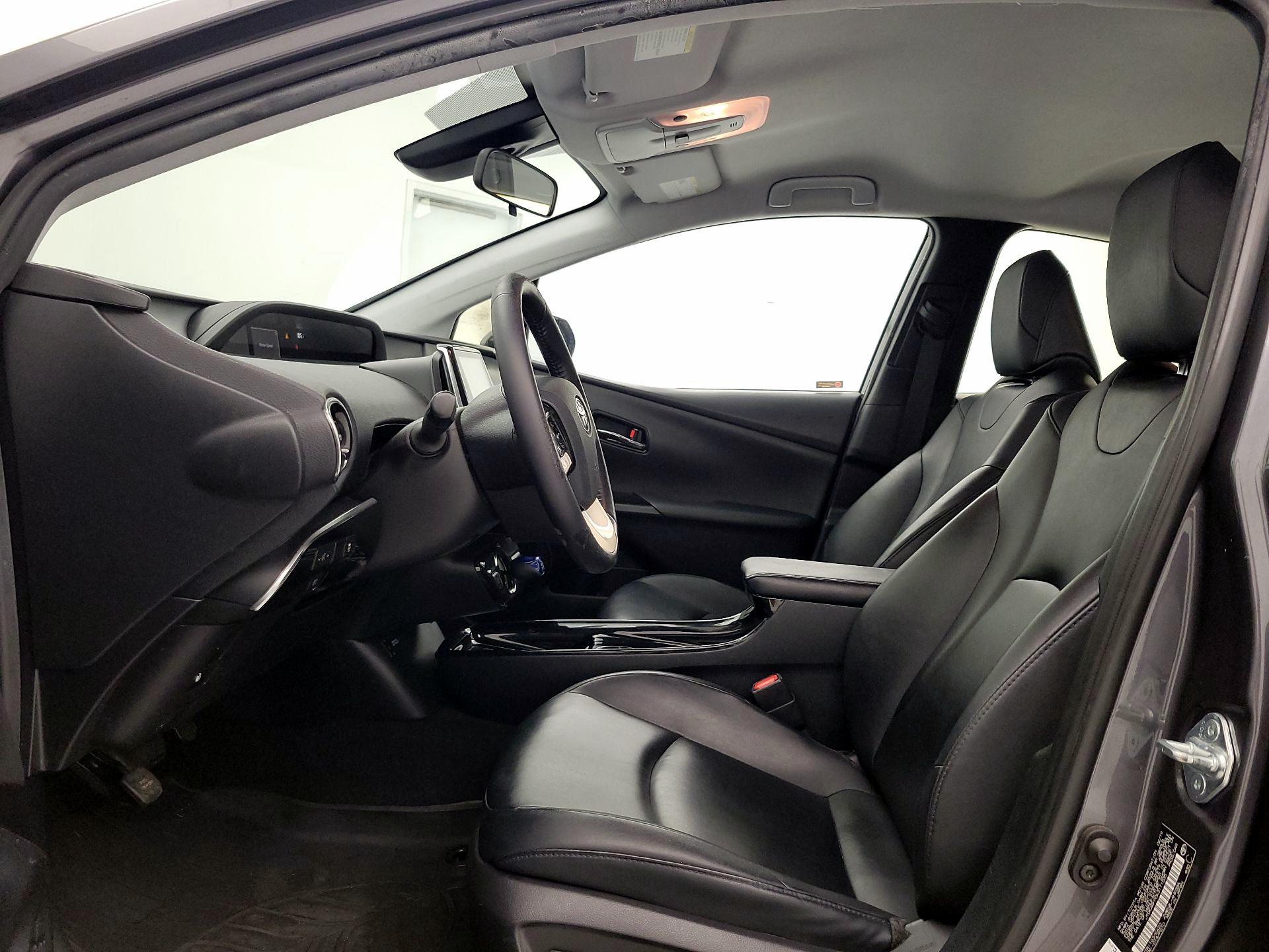 Thumbnail: 2019 Toyota Prius Prime - 11