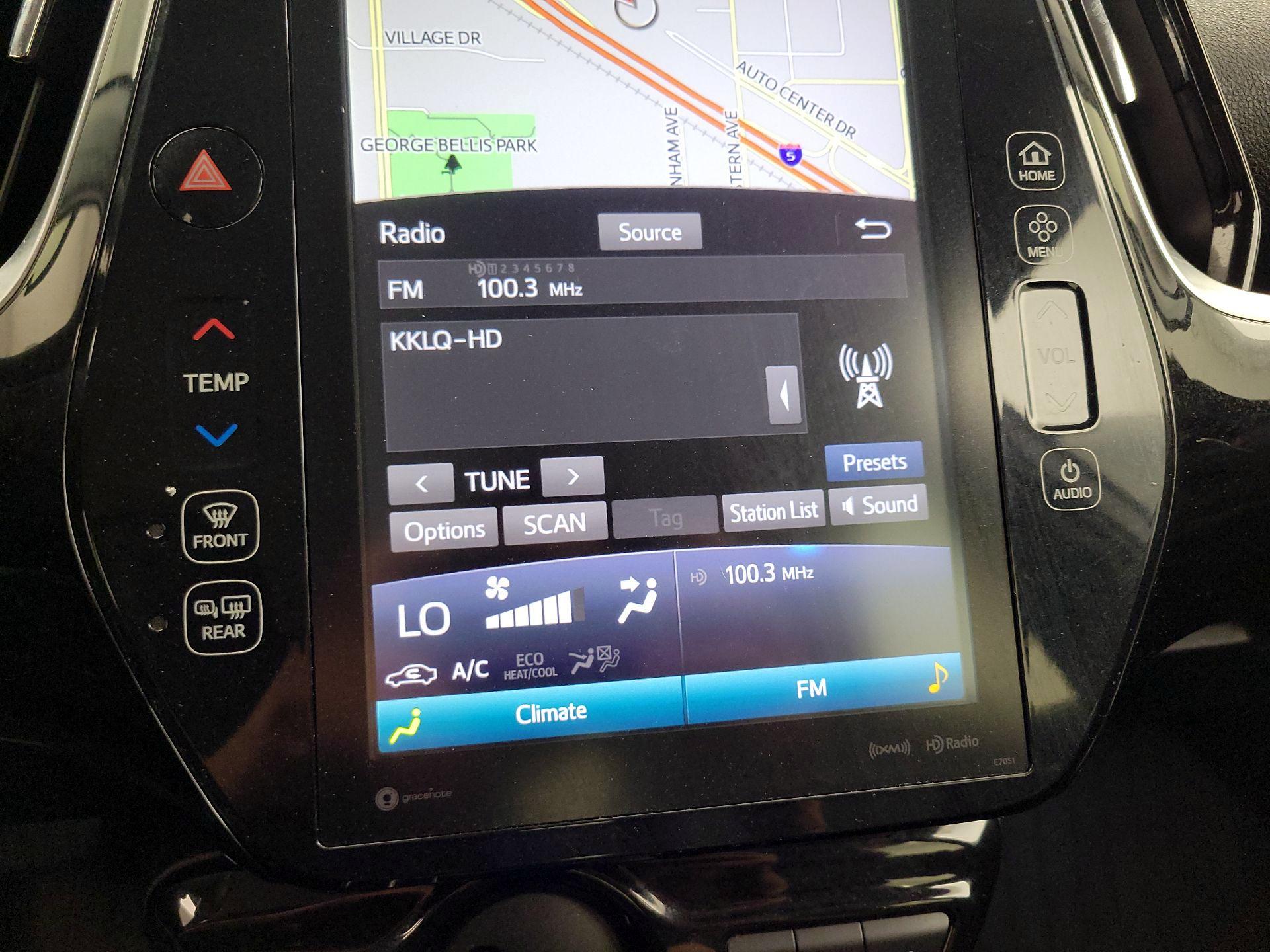 Thumbnail: 2019 Toyota Prius Prime - 16