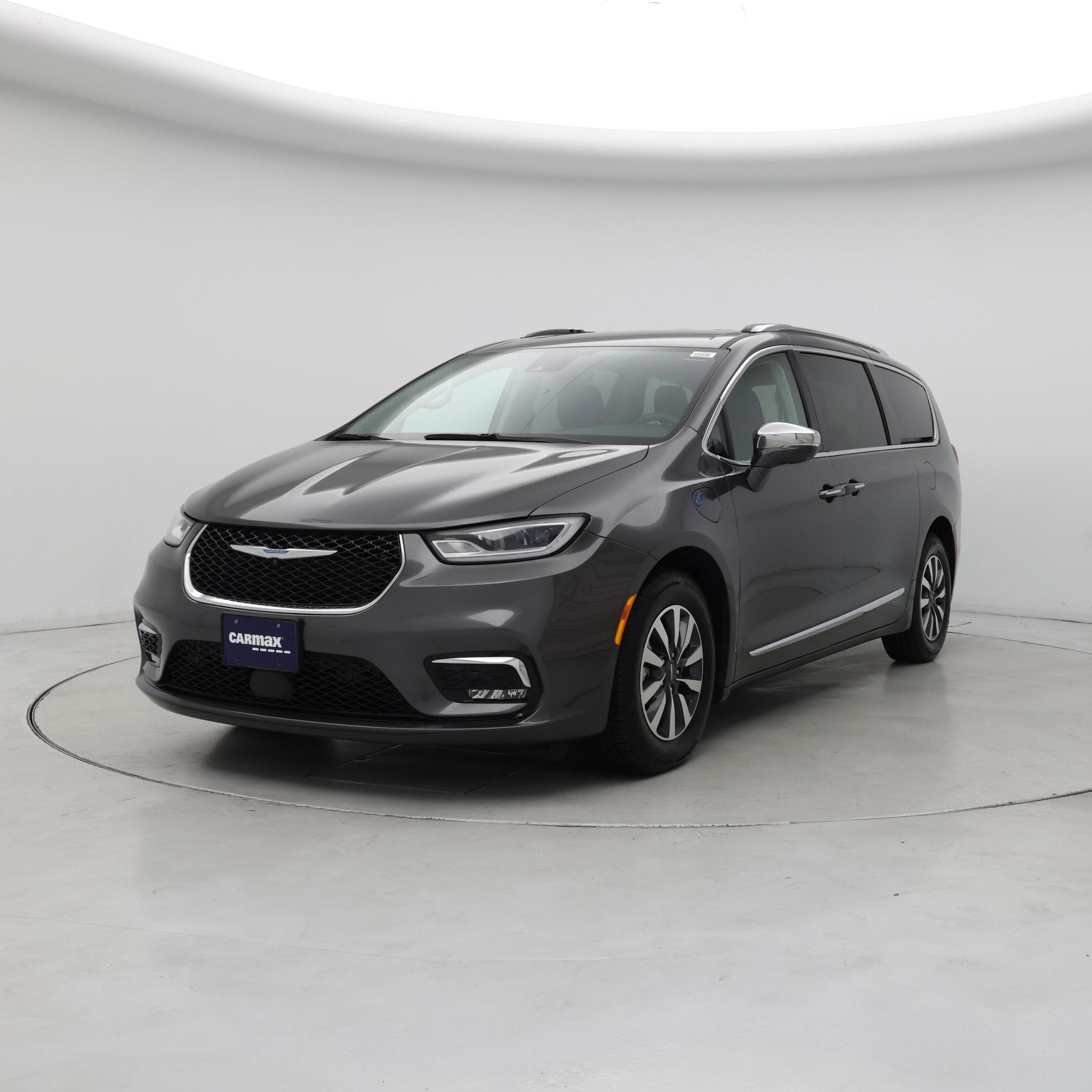 Thumbnail: 2021 Chrysler Pacifica - 4