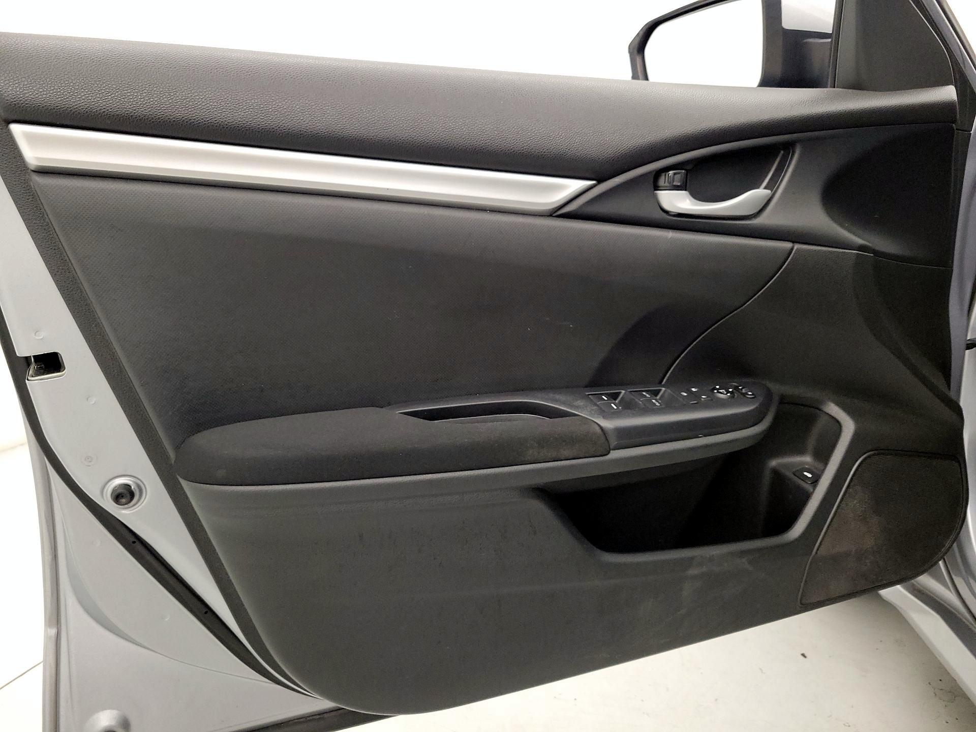 Thumbnail: 2019 Honda Civic - 12