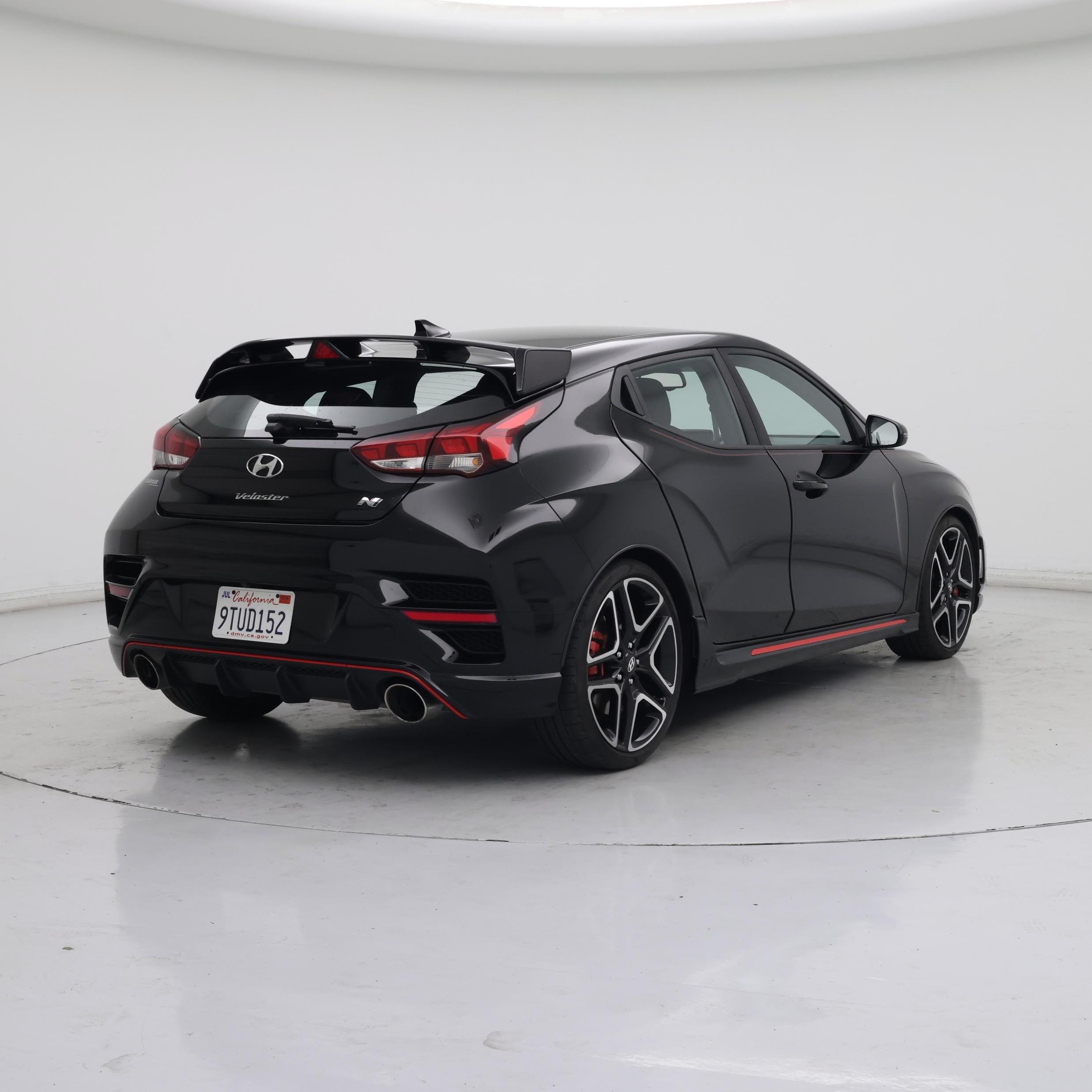 Thumbnail: 2019 Hyundai Veloster - 8