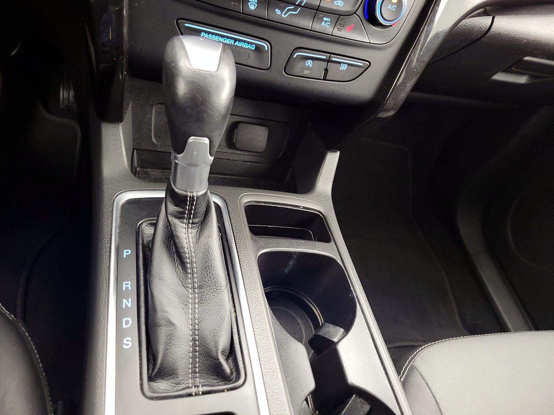 Thumbnail: 2017 Ford Escape - 18