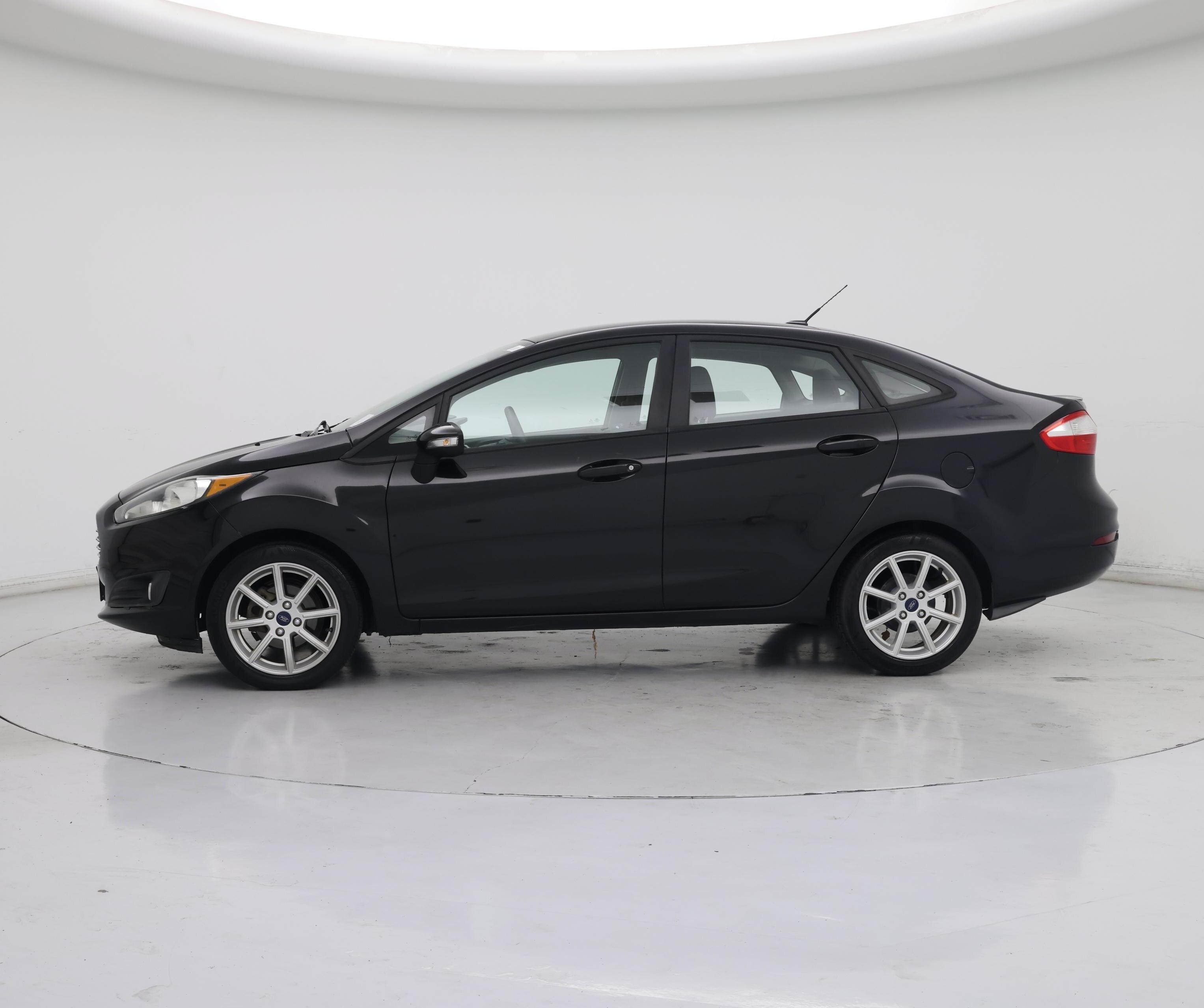 Thumbnail: 2014 Ford Fiesta - 3
