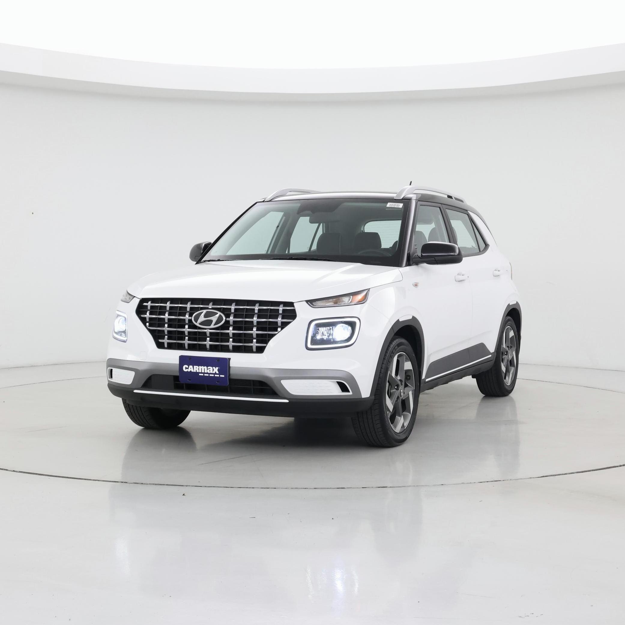 Thumbnail: 2023 Hyundai Venue - 4