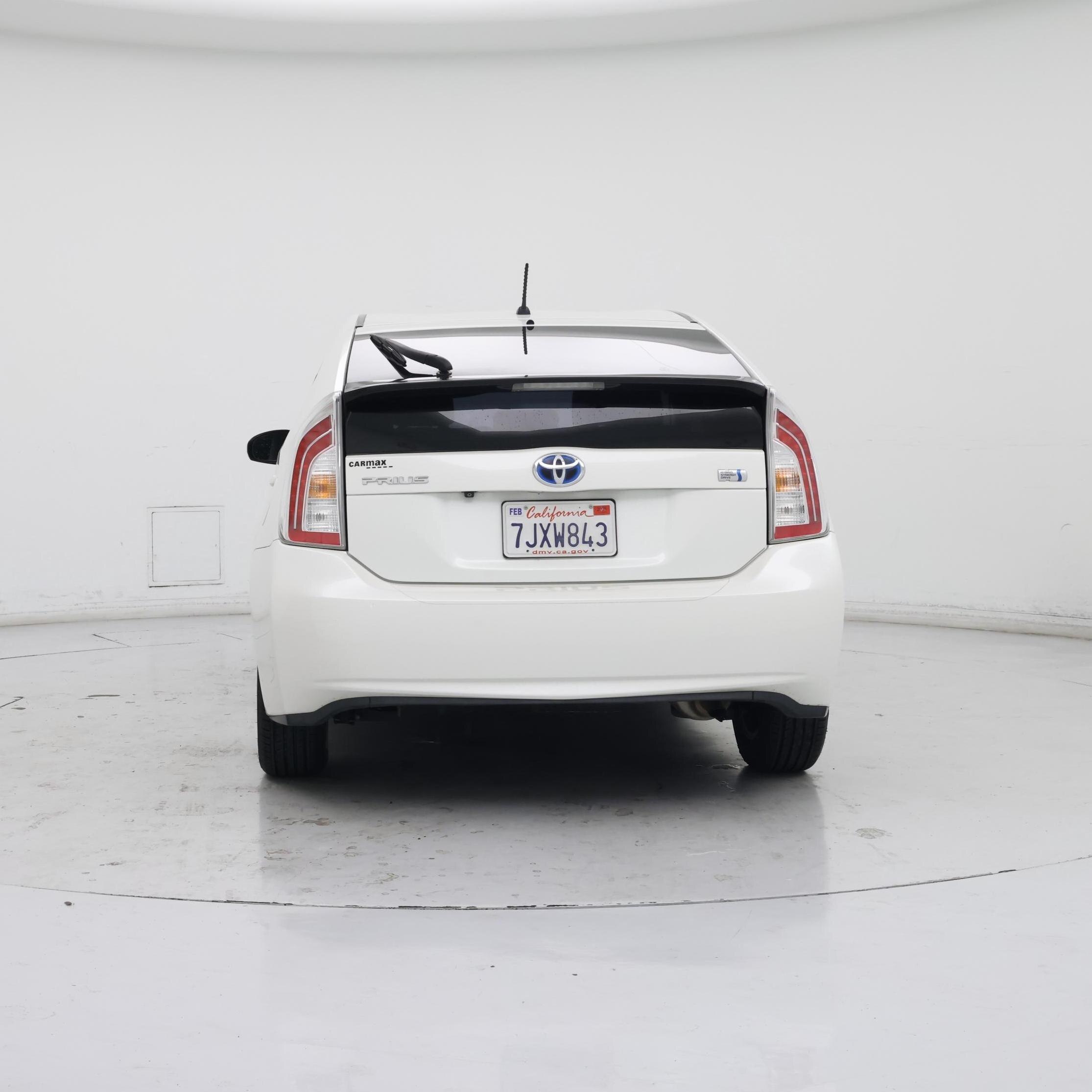 Thumbnail: 2015 Toyota Prius - 6